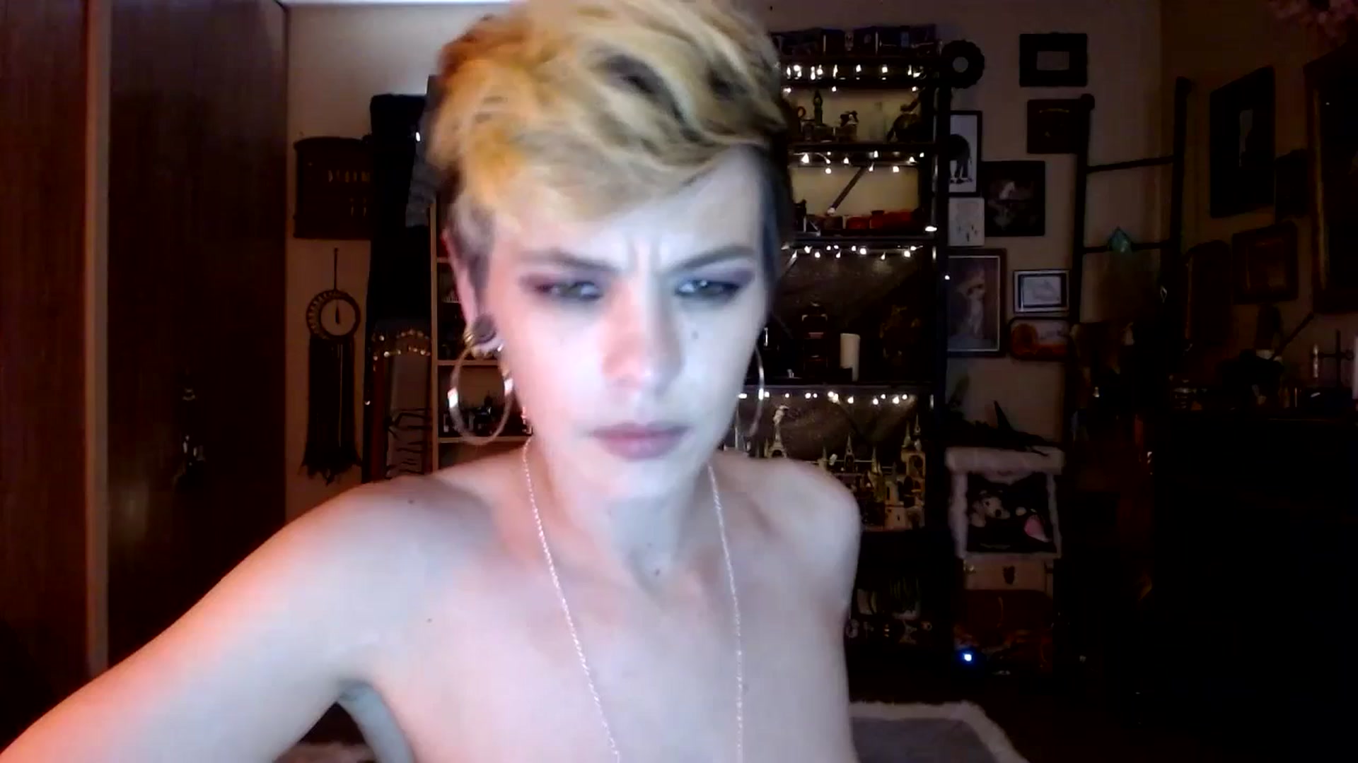 Gallery image thumbnail from Ancored's myfreecams stream on, 07/14/2023, 20:10 image 15 of 20
