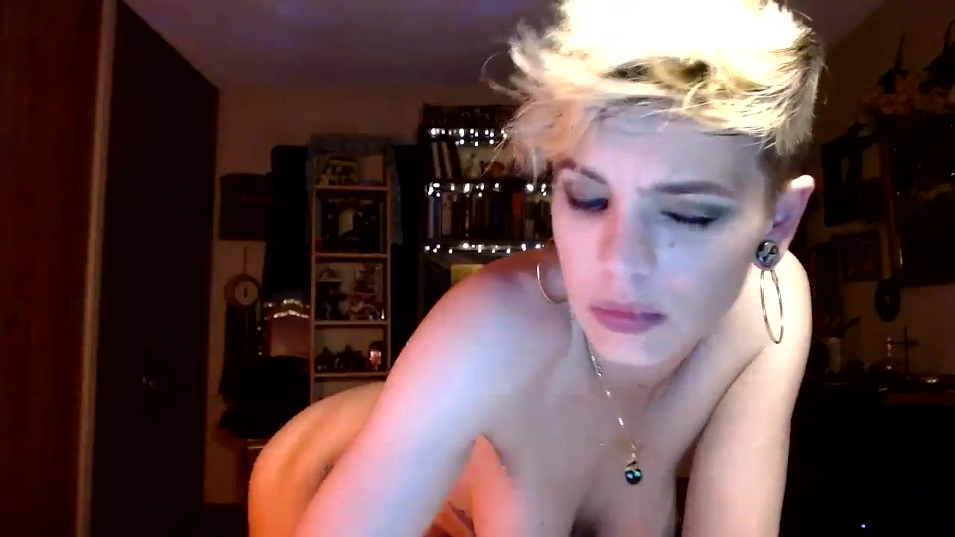 Gallery image thumbnail from Ancored's myfreecams stream on, 07/31/2023, 02:55 image 18 of 20