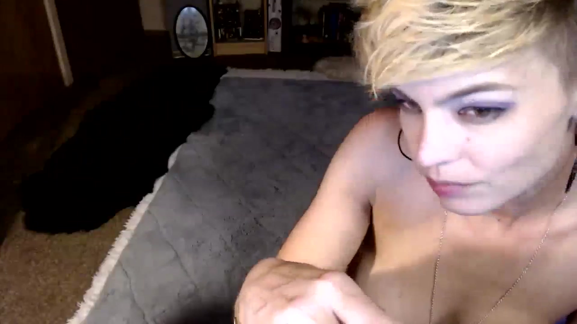 Gallery image thumbnail from Ancored's myfreecams stream on, 08/04/2023, 22:58 image 15 of 20