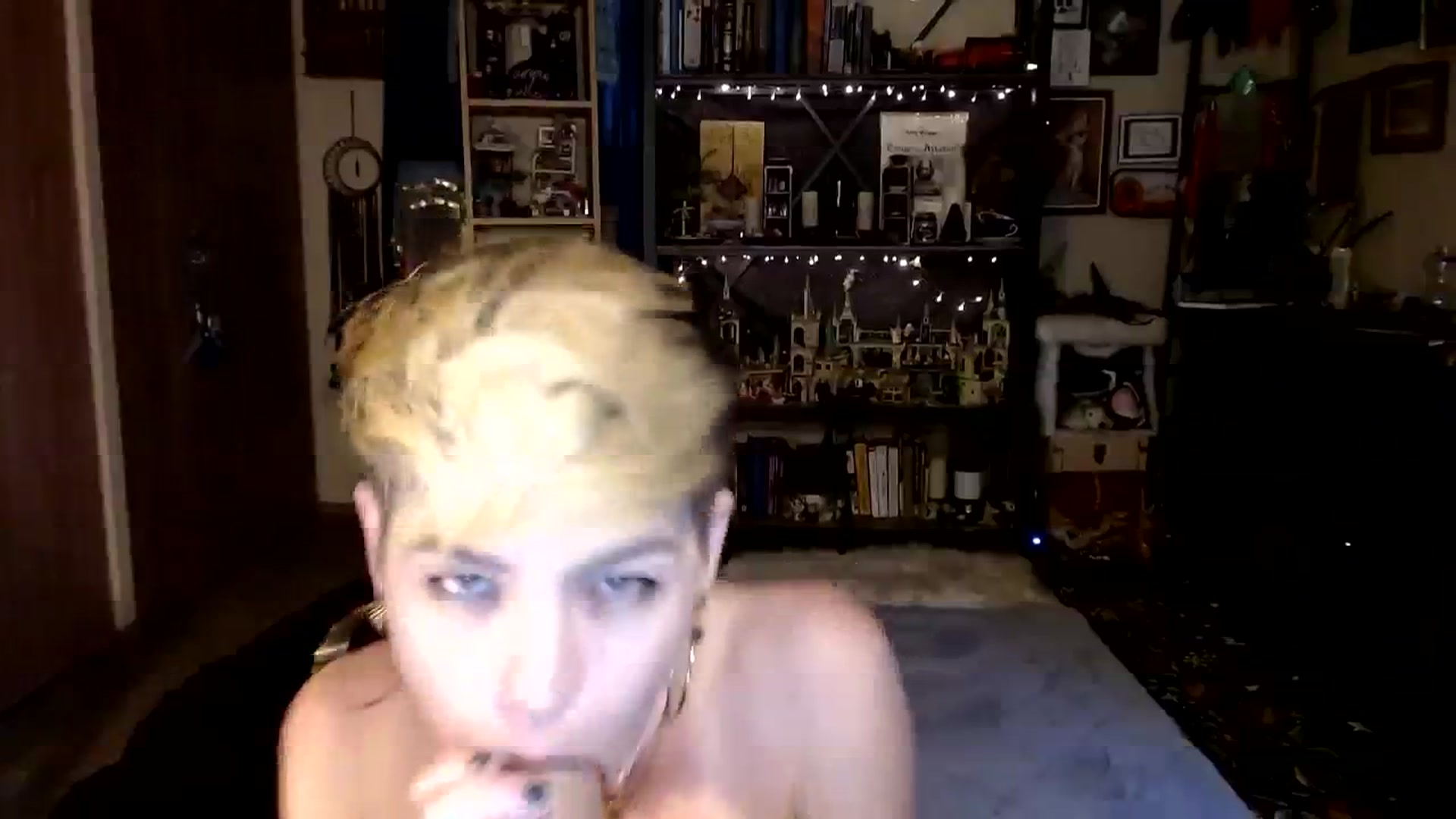 Gallery image thumbnail from Ancored's myfreecams stream on, 08/06/2023, 22:32 image 15 of 20