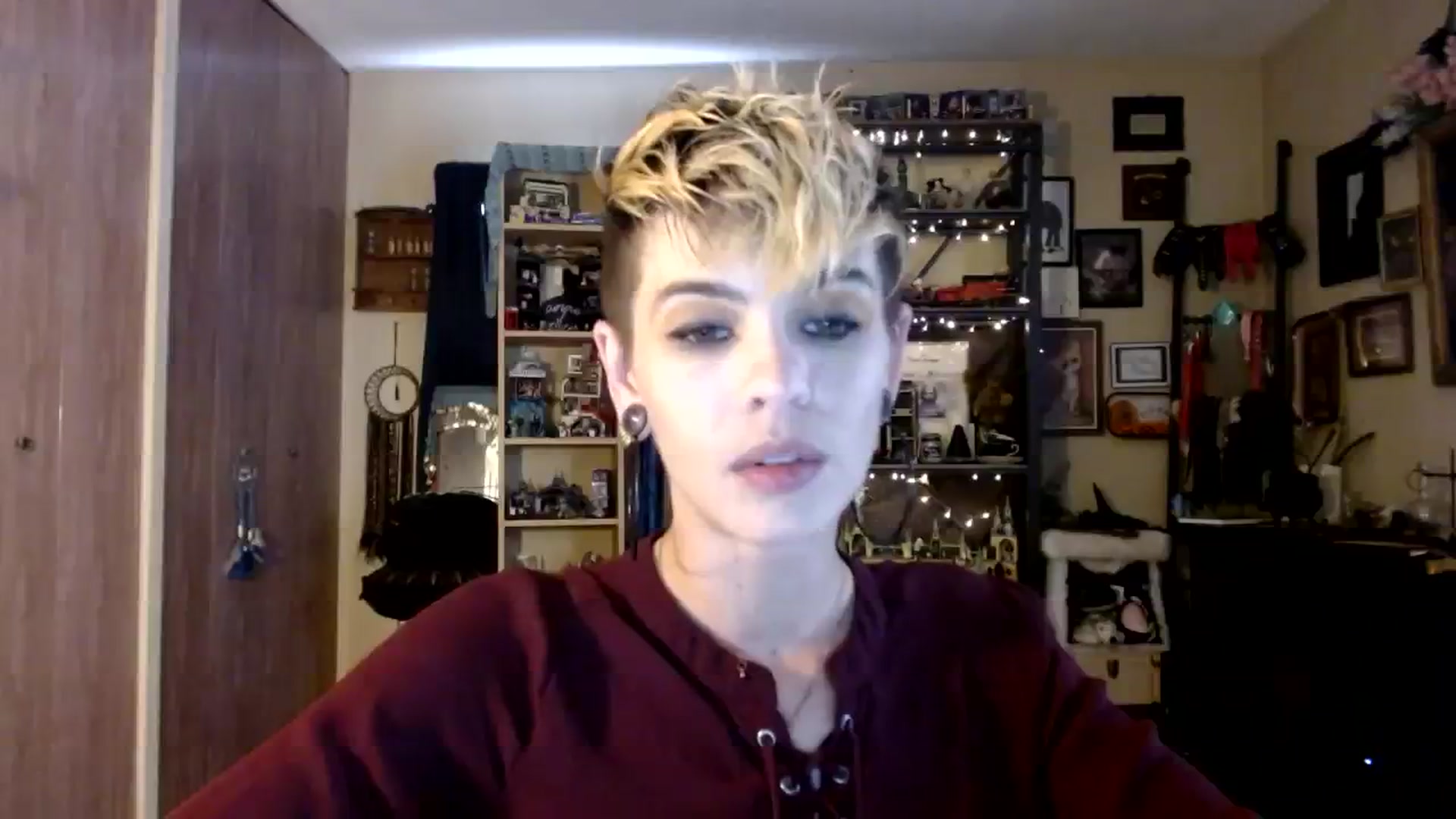 Gallery image thumbnail from Ancored's myfreecams stream on, 08/11/2023, 21:15 image 5 of 20