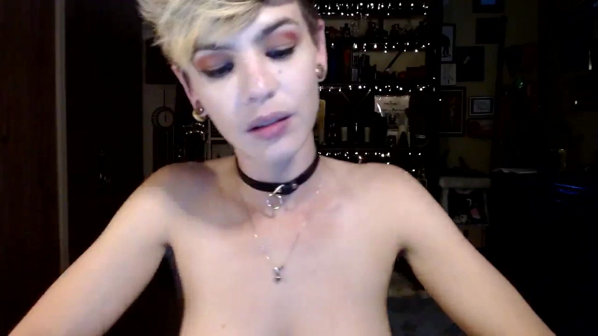Gallery image thumbnail from Ancored's myfreecams stream on, 09/04/2023, 20:54 image 19 of 20