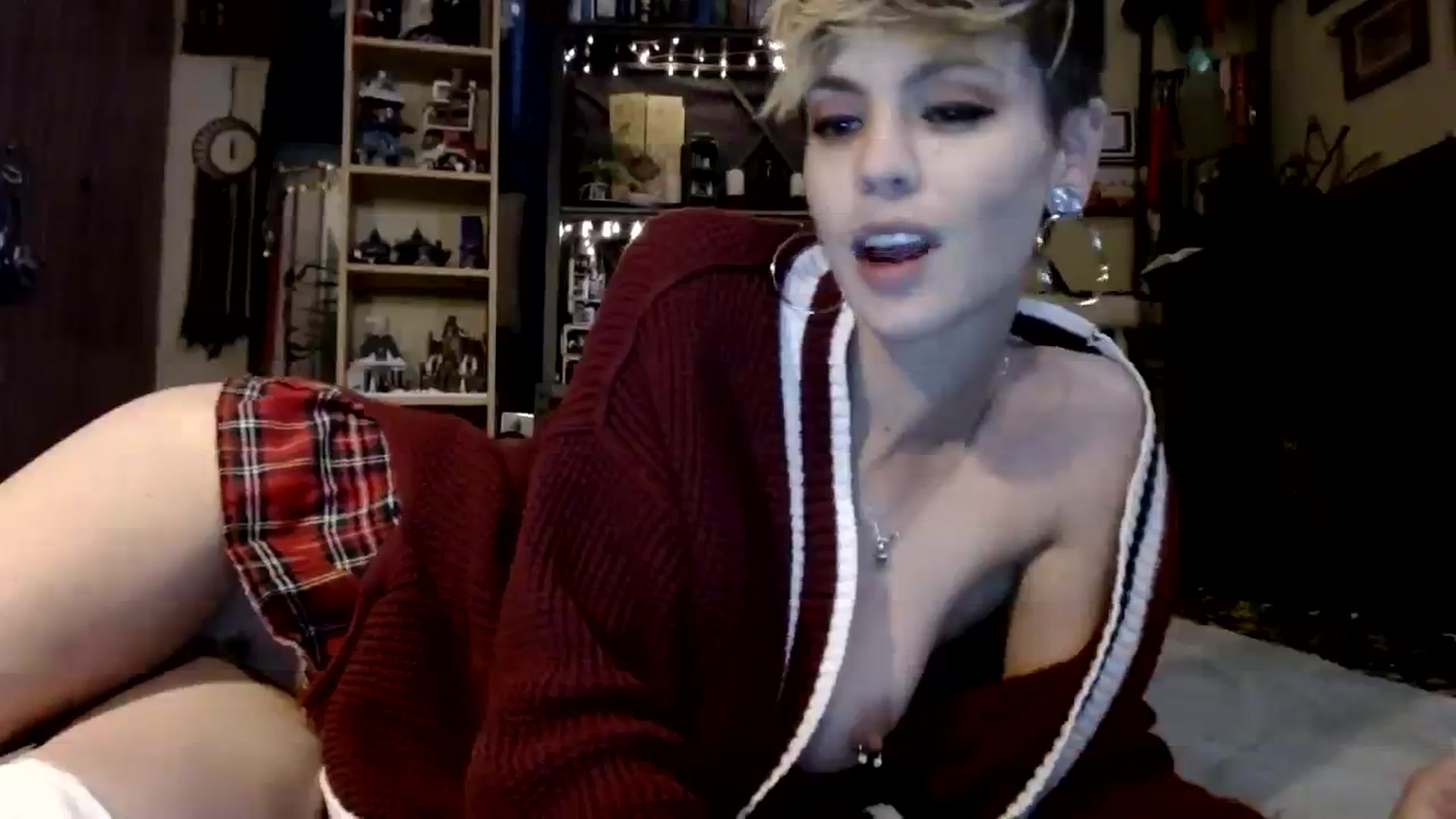 Gallery image thumbnail from Ancored's myfreecams stream on, 09/11/2023, 19:42 image 4 of 20