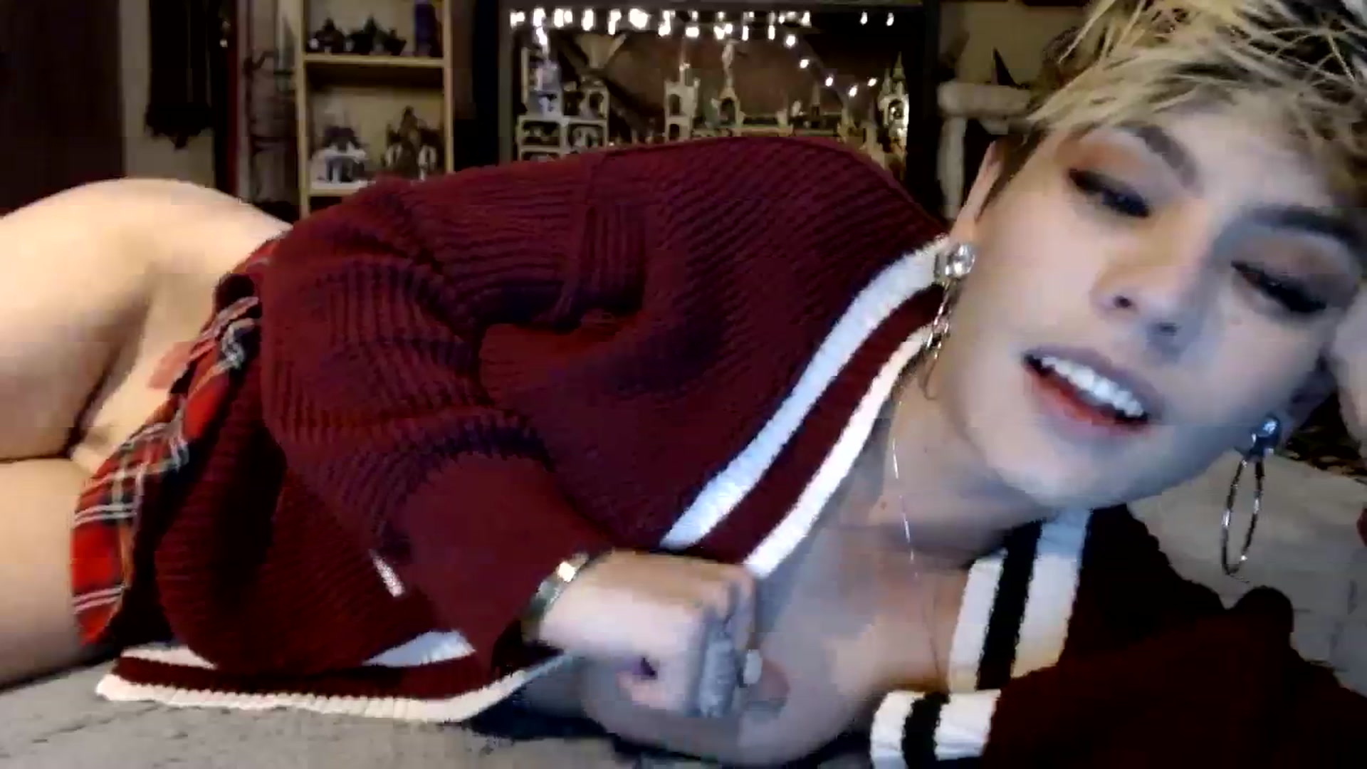 Gallery image thumbnail from Ancored's myfreecams stream on, 09/11/2023, 19:42 image 6 of 20