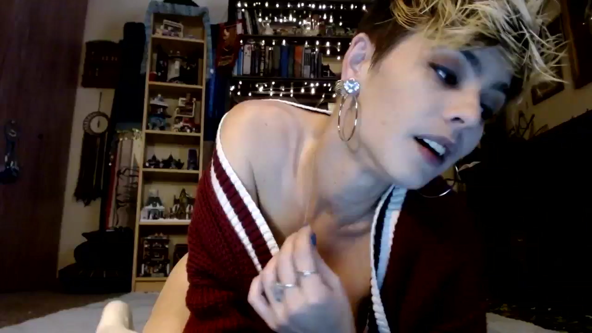 Gallery image thumbnail from Ancored's myfreecams stream on, 09/11/2023, 19:42 image 10 of 20