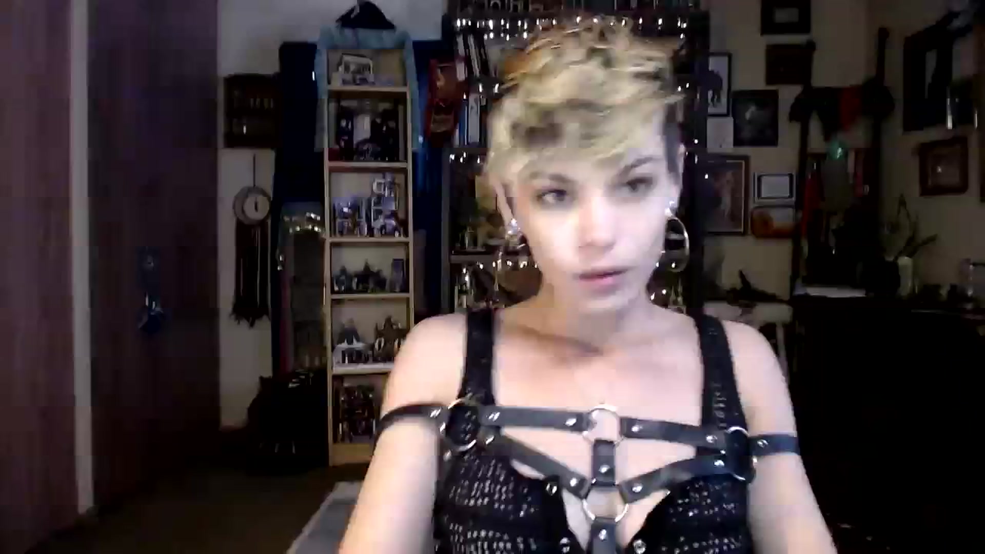 Gallery image thumbnail from Ancored's myfreecams stream on, 09/14/2023, 24:00 image 1 of 20