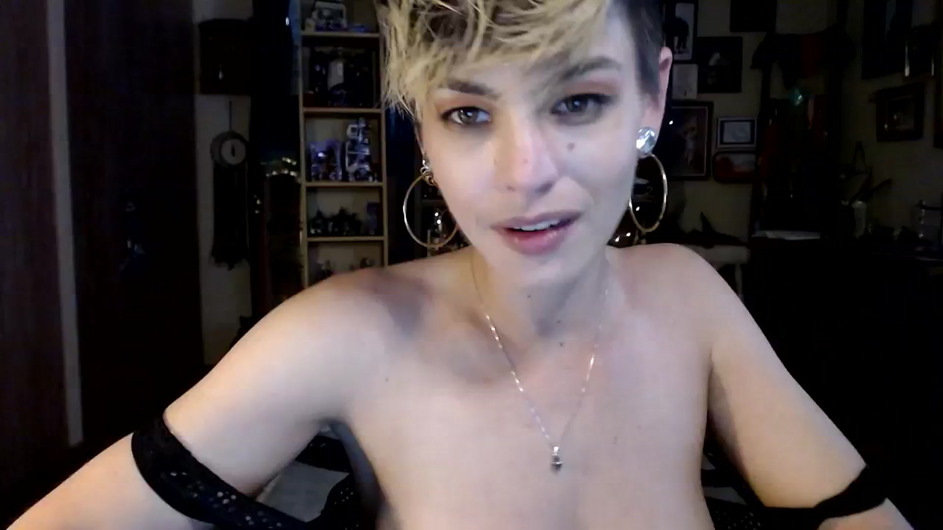 Gallery image thumbnail from Ancored's myfreecams stream on, 09/14/2023, 24:00 image 10 of 20