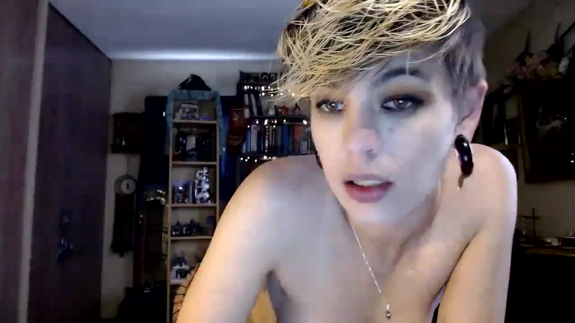 Gallery image thumbnail from Ancored's myfreecams stream on, 09/14/2023, 20:50 image 4 of 20