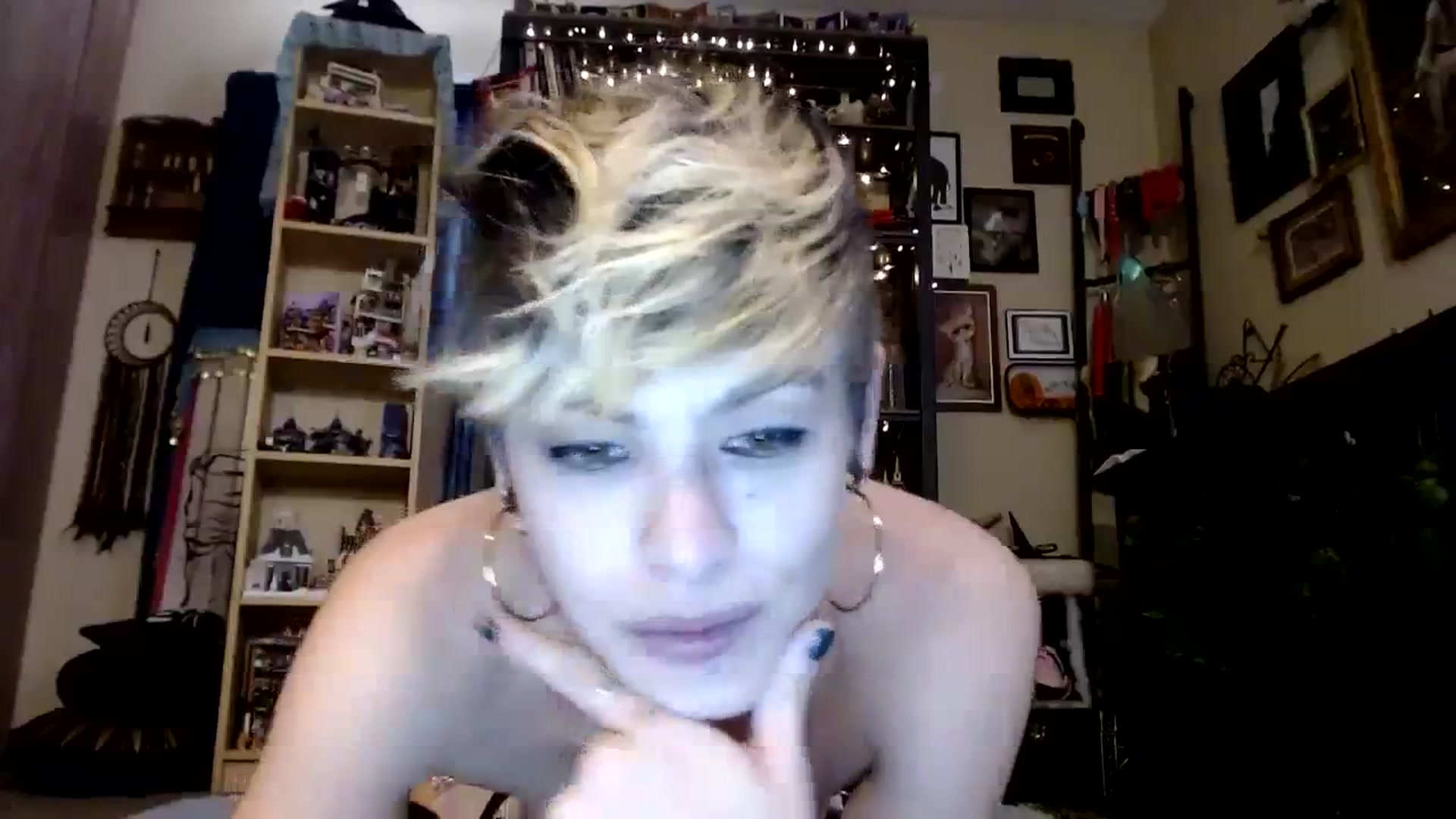 Gallery image thumbnail from Ancored's myfreecams stream on, 09/26/2023, 20:57 image 8 of 20