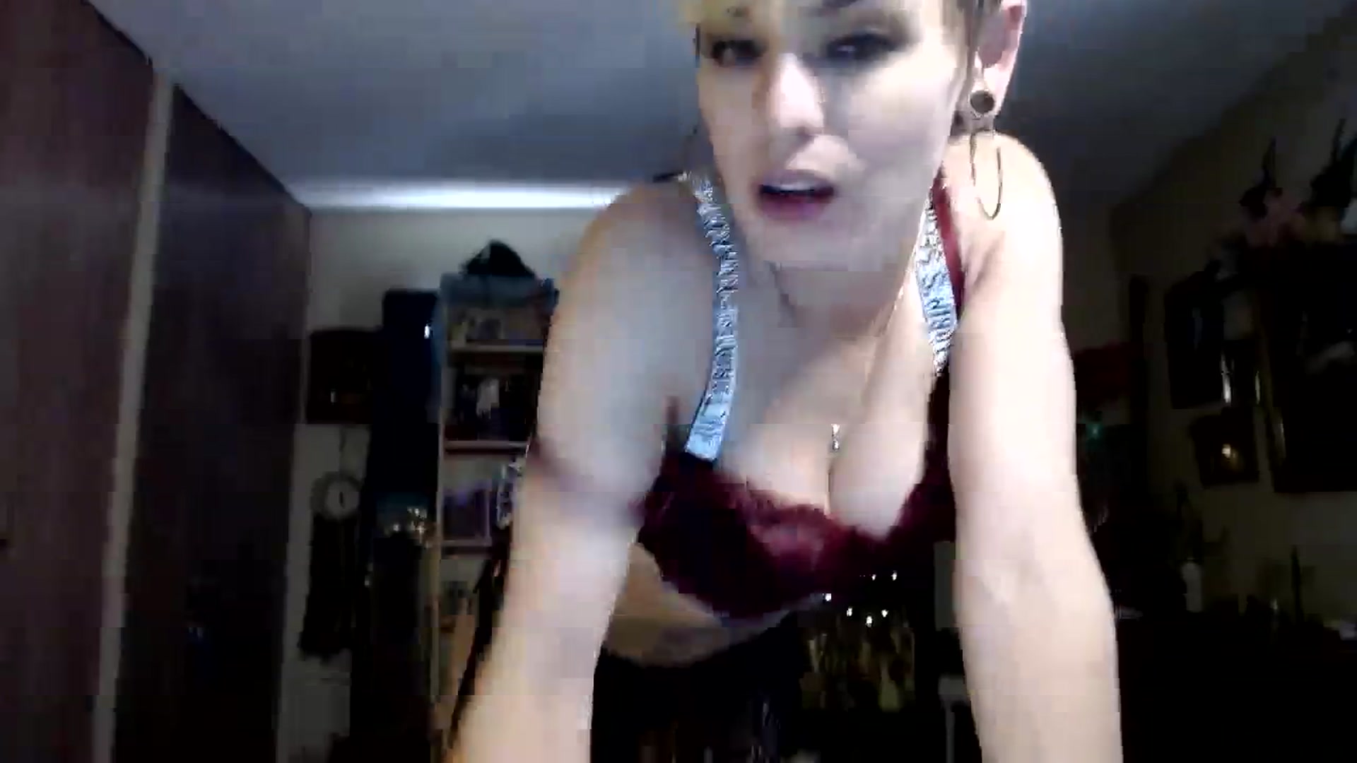 Gallery image thumbnail from Ancored's myfreecams stream on, 09/27/2023, 20:40 image 12 of 20