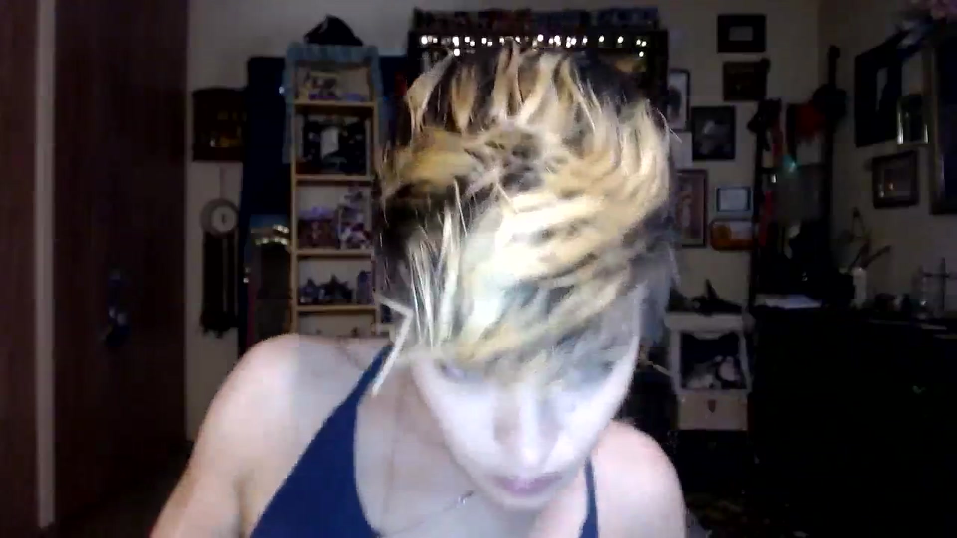 Gallery image thumbnail from Ancored's myfreecams stream on, 10/01/2023, 24:01 image 7 of 20