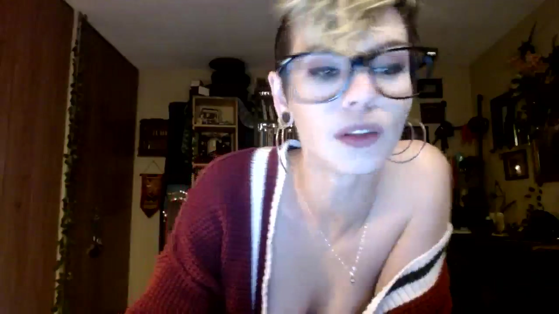 Gallery image thumbnail from Ancored's myfreecams stream on, 10/14/2023, 02:23 image 4 of 20