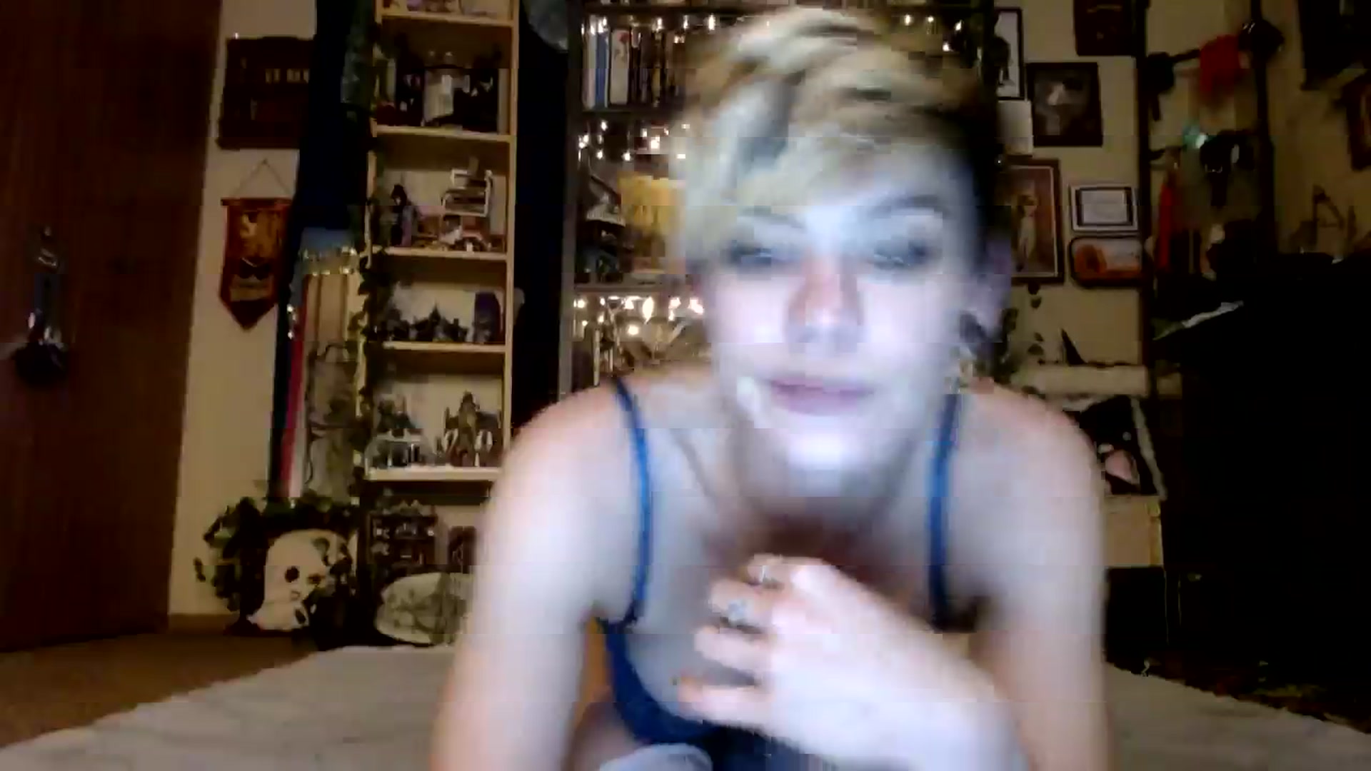 Gallery image thumbnail from Ancored's myfreecams stream on, 10/16/2023, 01:31 image 10 of 20