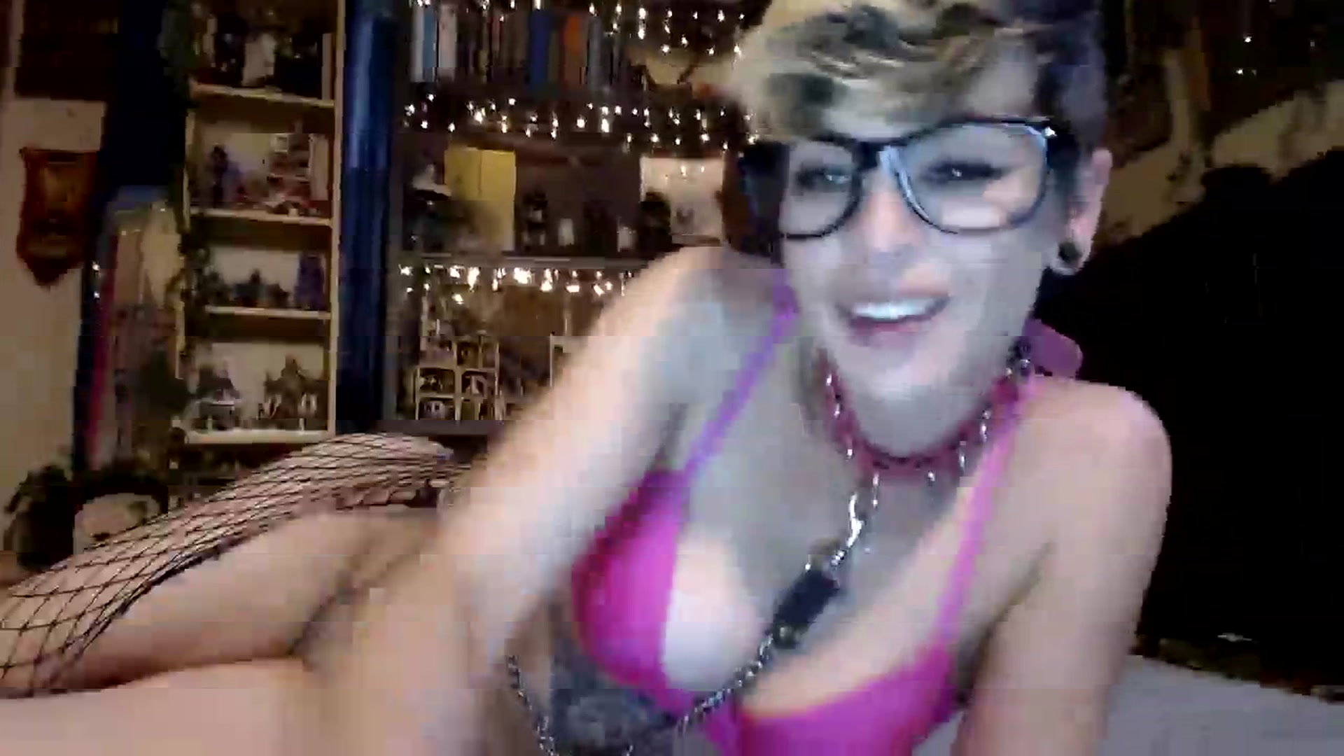 Gallery image thumbnail from Ancored's myfreecams stream on, 10/19/2023, 21:15 image 3 of 20