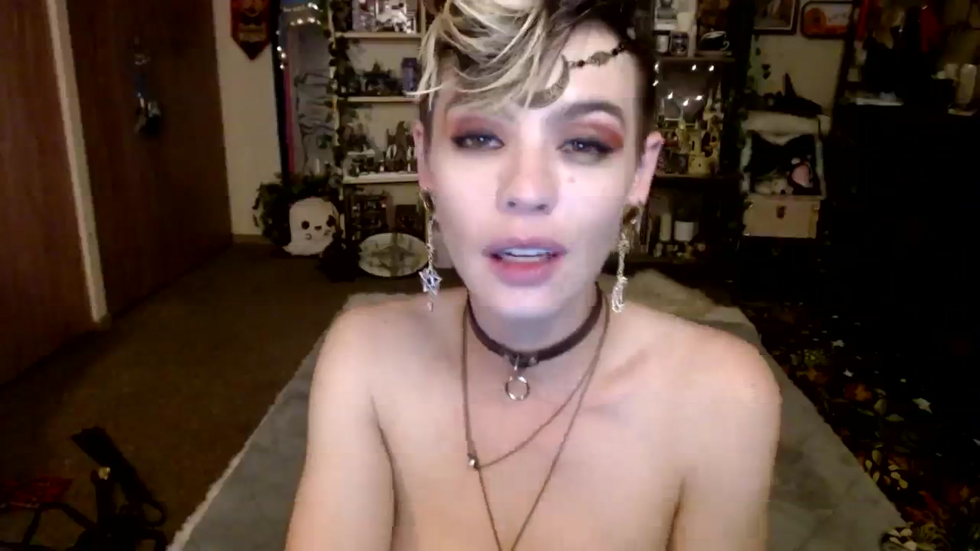Gallery image thumbnail from Ancored's myfreecams stream on, 10/22/2023, 03:58 image 2 of 20