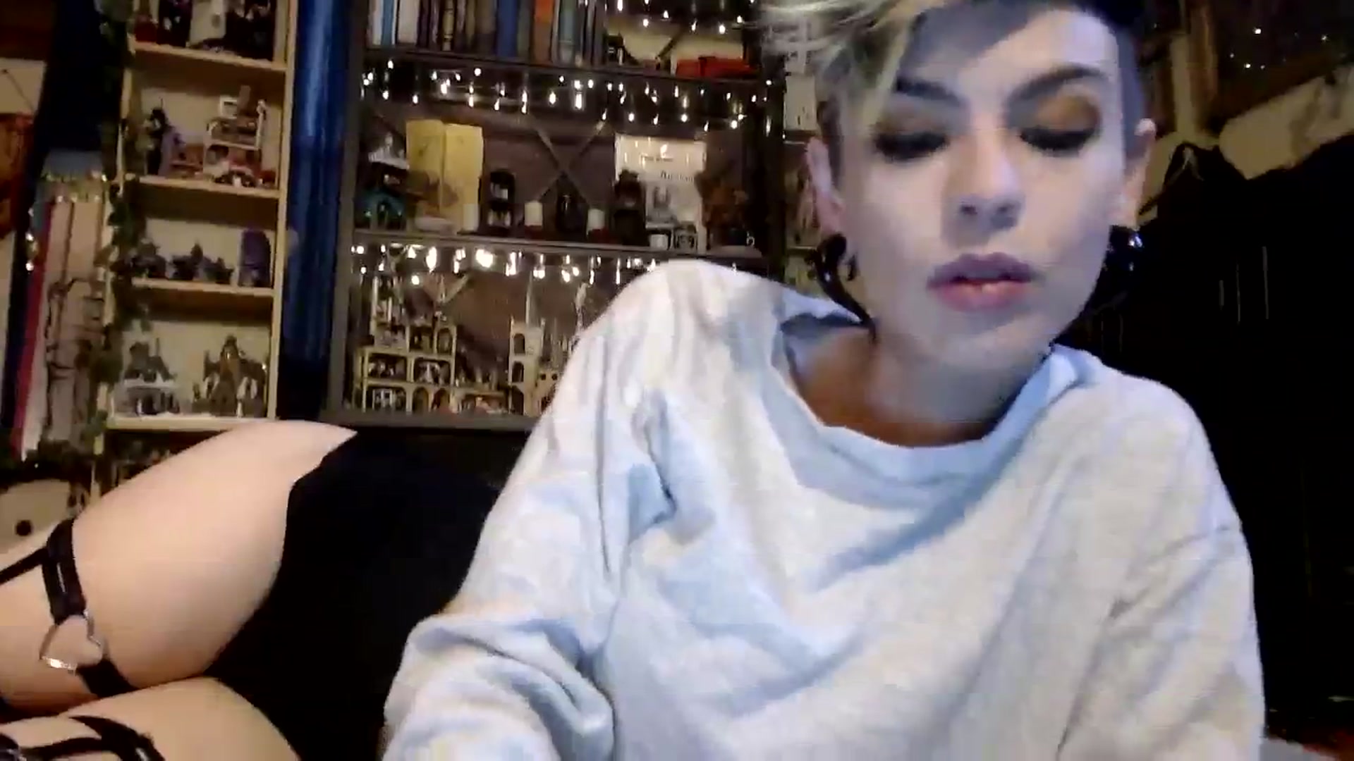 Gallery image thumbnail from Ancored's myfreecams stream on, 10/23/2023, 19:57 image 5 of 20