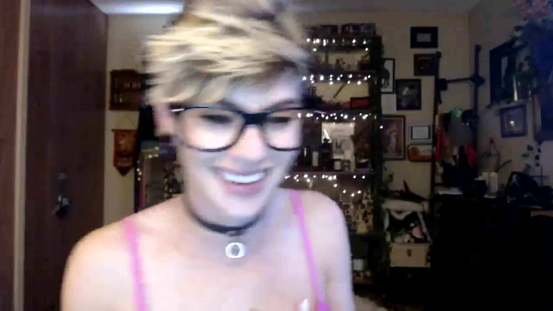 Gallery image thumbnail from Ancored's myfreecams stream on, 10/23/2023, 20:54 image 6 of 20