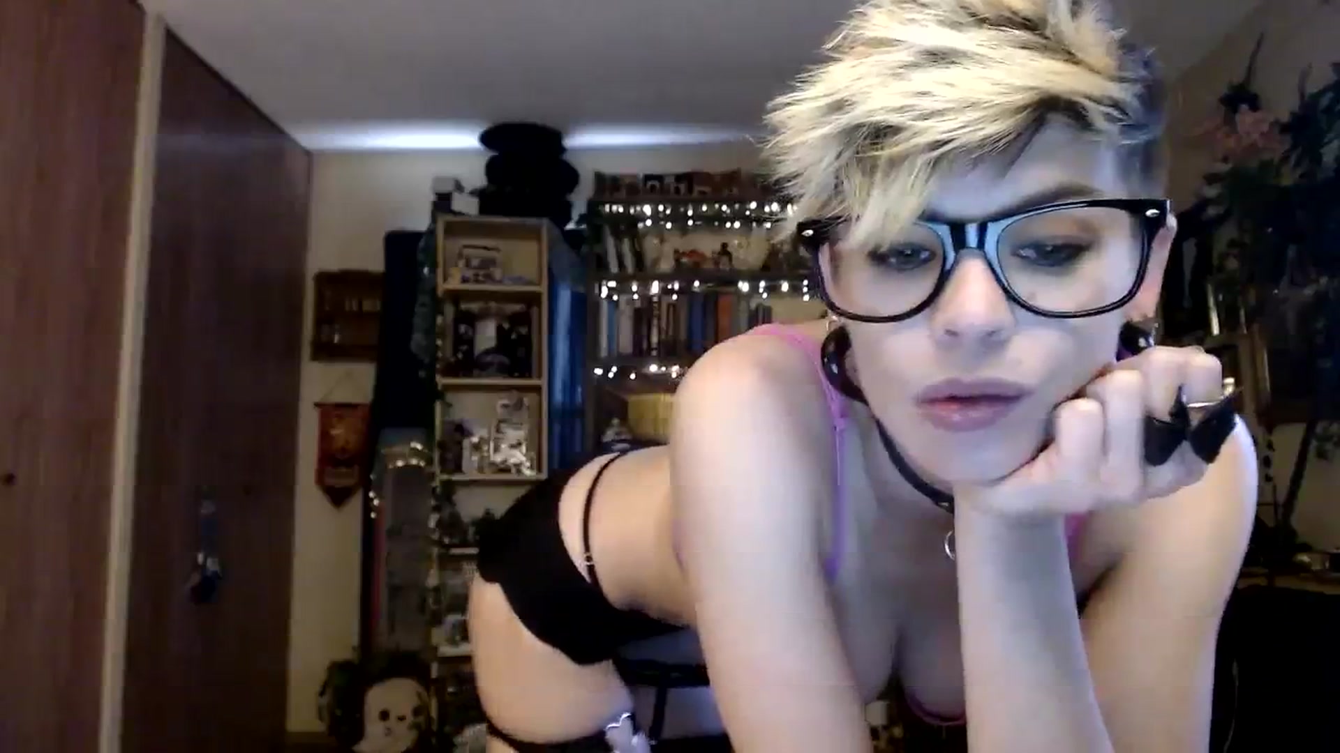 Gallery image thumbnail from Ancored's myfreecams stream on, 10/23/2023, 20:54 image 3 of 20
