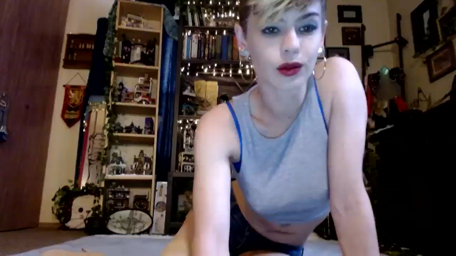 Gallery image thumbnail from Ancored's myfreecams stream on, 10/24/2023, 20:27 image 1 of 20