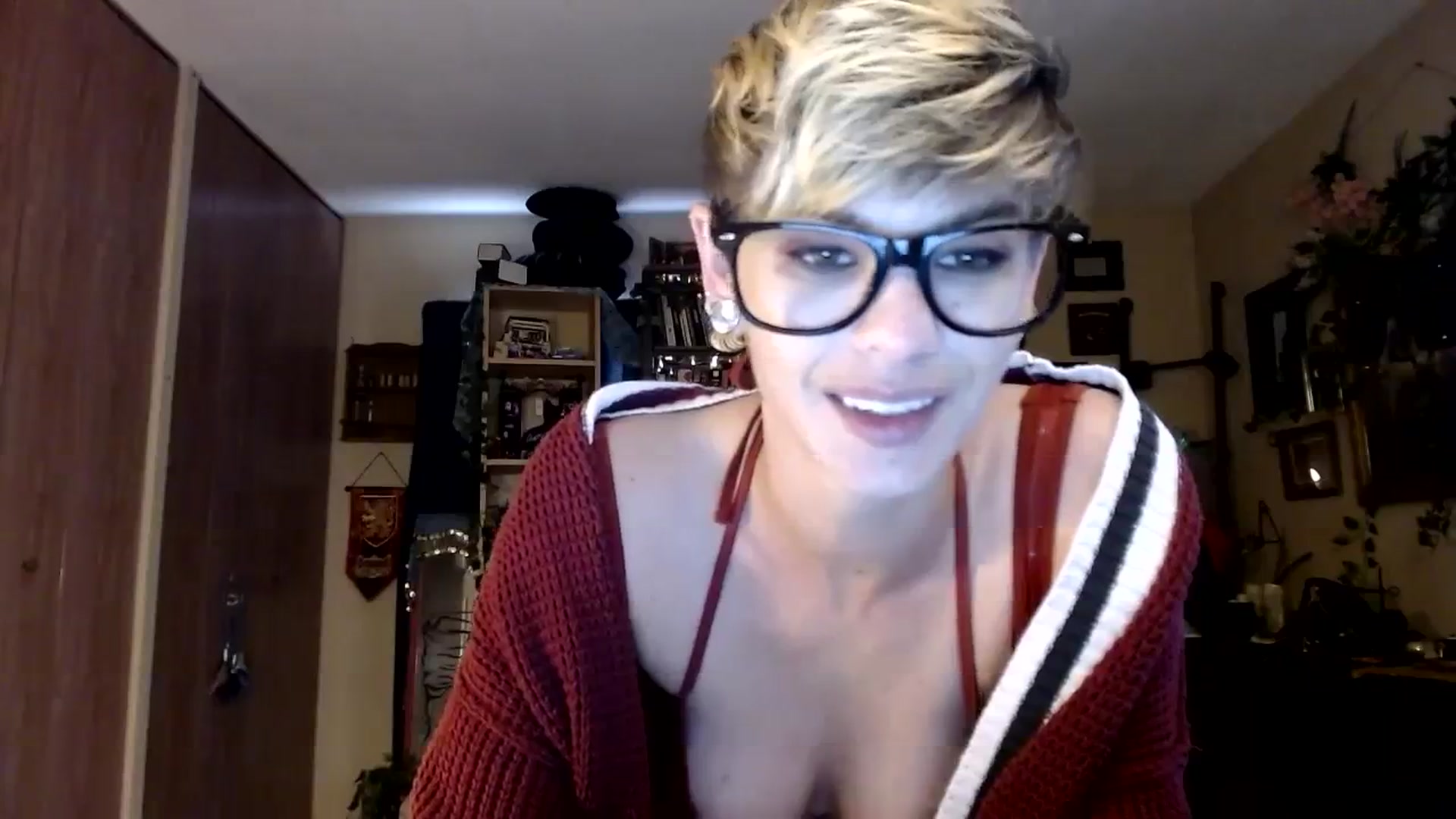Gallery image thumbnail from Ancored's myfreecams stream on, 10/26/2023, 21:07 image 2 of 20