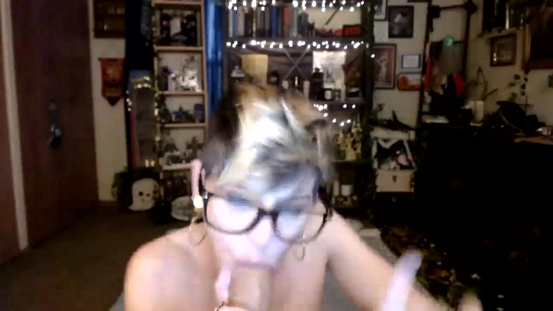 Gallery image thumbnail from Ancored's myfreecams stream on, 10/27/2023, 21:09 image 18 of 20