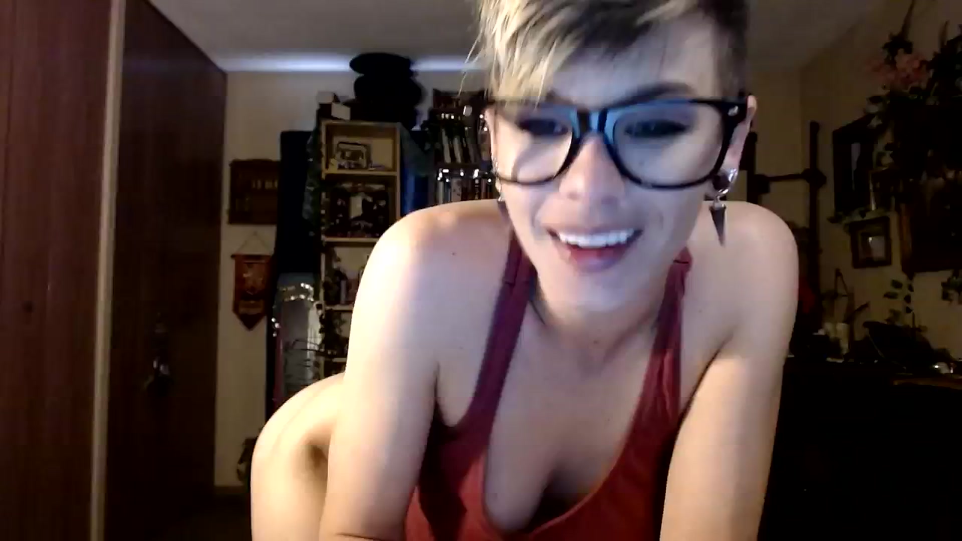 Gallery image thumbnail from Ancored's myfreecams stream on, 10/28/2023, 20:25 image 19 of 20
