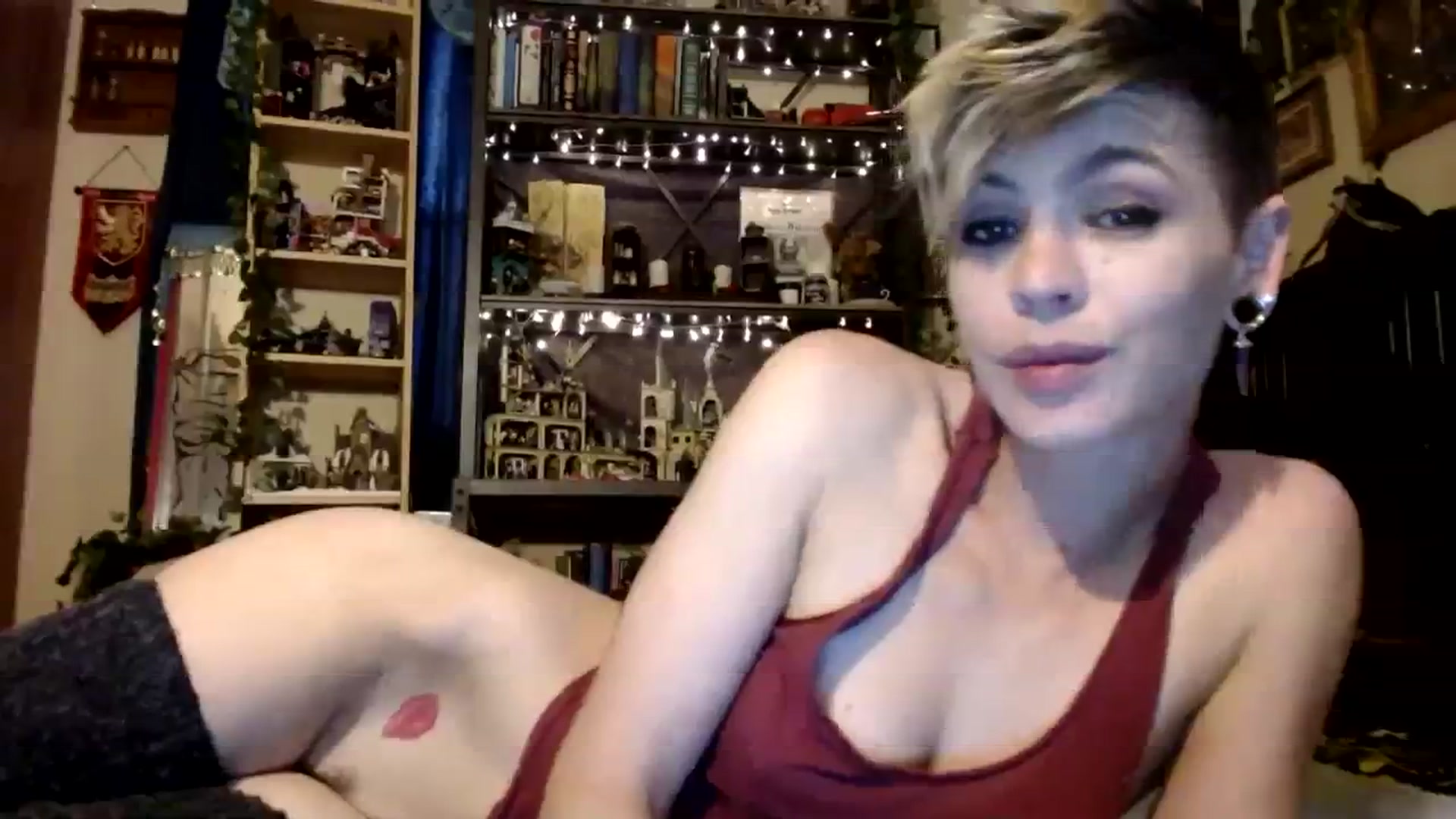 Gallery image thumbnail from Ancored's myfreecams stream on, 10/28/2023, 20:25 image 2 of 20