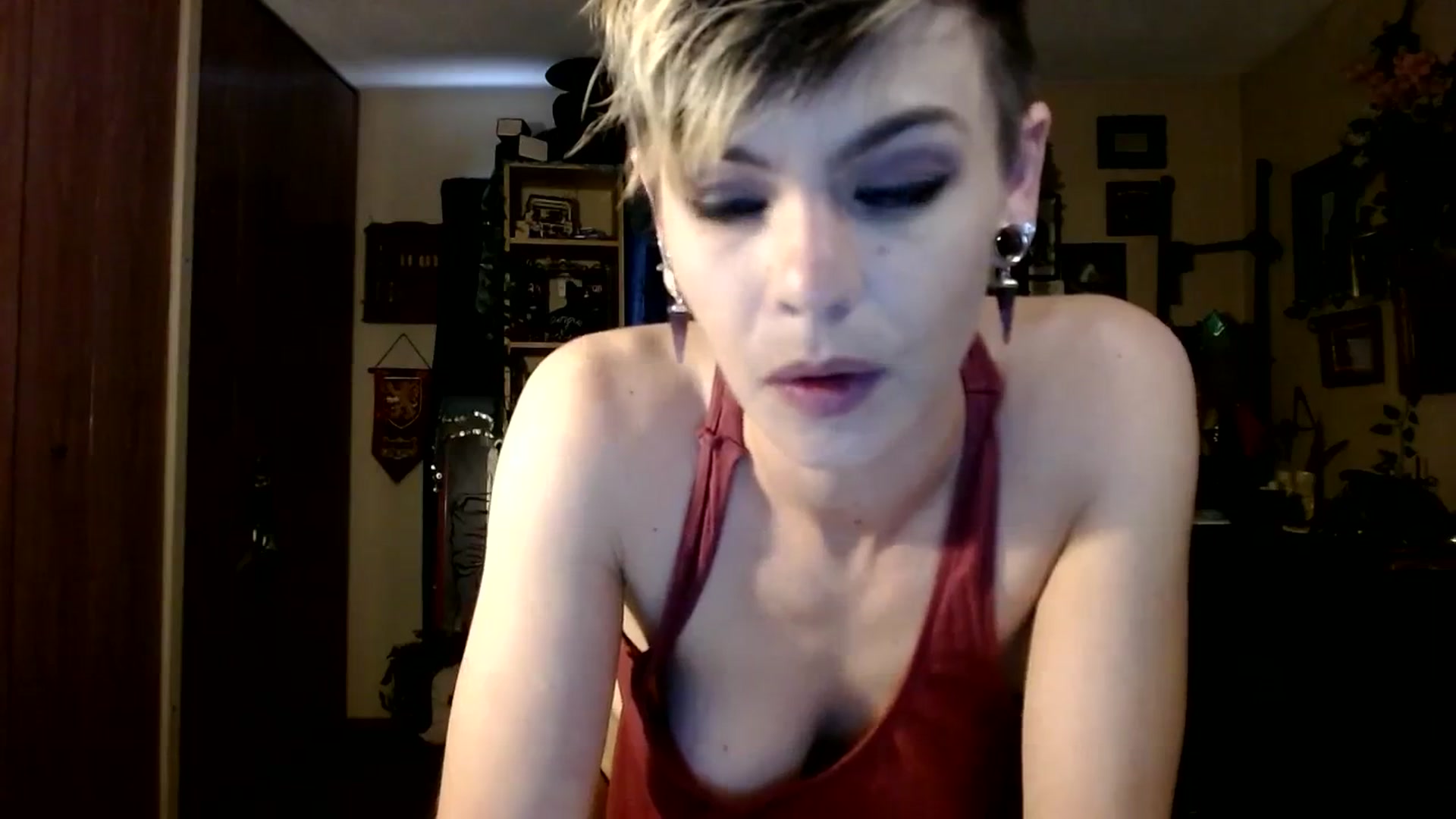 Gallery image thumbnail from Ancored's myfreecams stream on, 10/28/2023, 20:25 image 3 of 20
