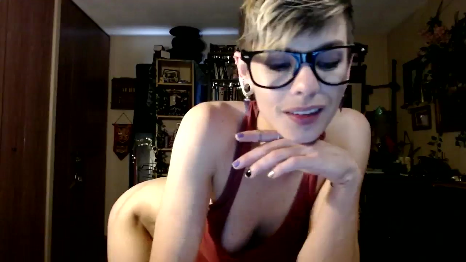 Gallery image thumbnail from Ancored's myfreecams stream on, 10/28/2023, 20:25 image 18 of 20