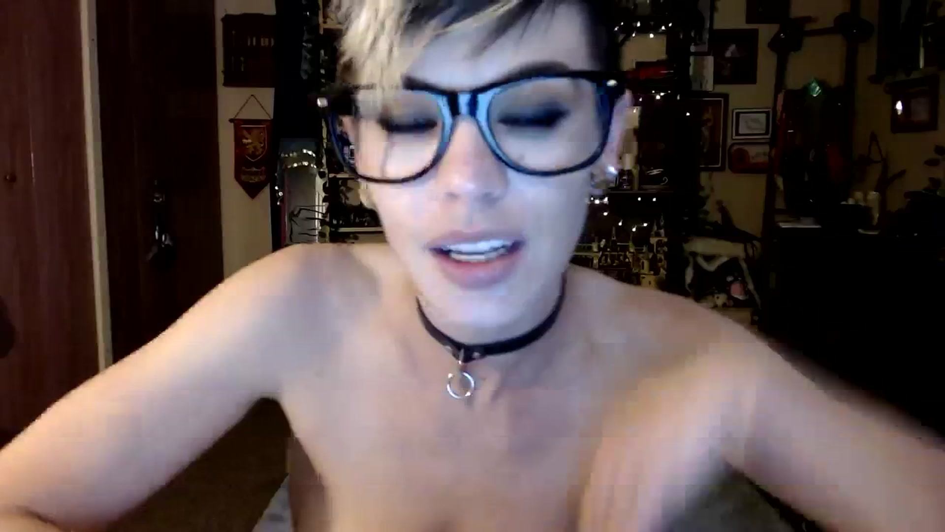 Gallery image thumbnail from Ancored's myfreecams stream on, 10/29/2023, 20:16 image 3 of 20