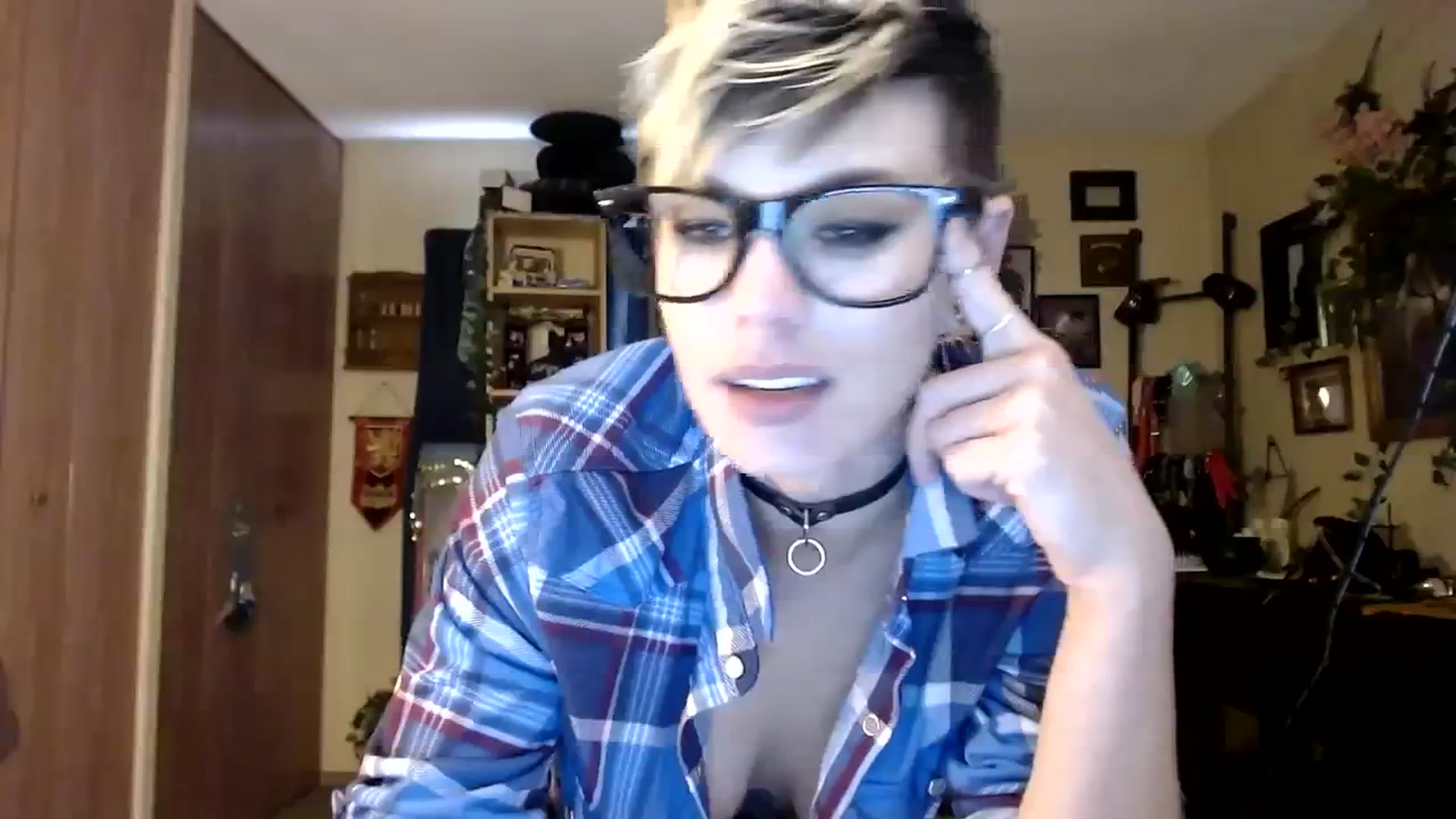Gallery image thumbnail from Ancored's myfreecams stream on, 10/29/2023, 20:38 image 18 of 20