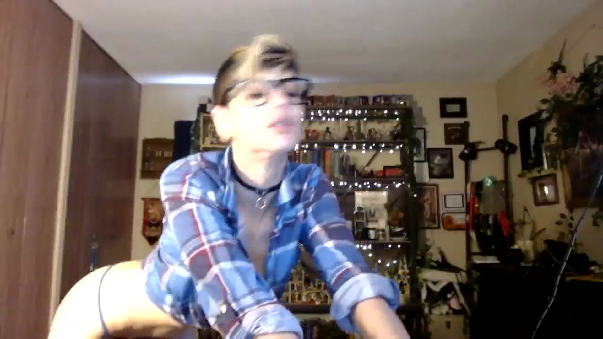 Gallery image thumbnail from Ancored's myfreecams stream on, 10/29/2023, 20:38 image 3 of 20