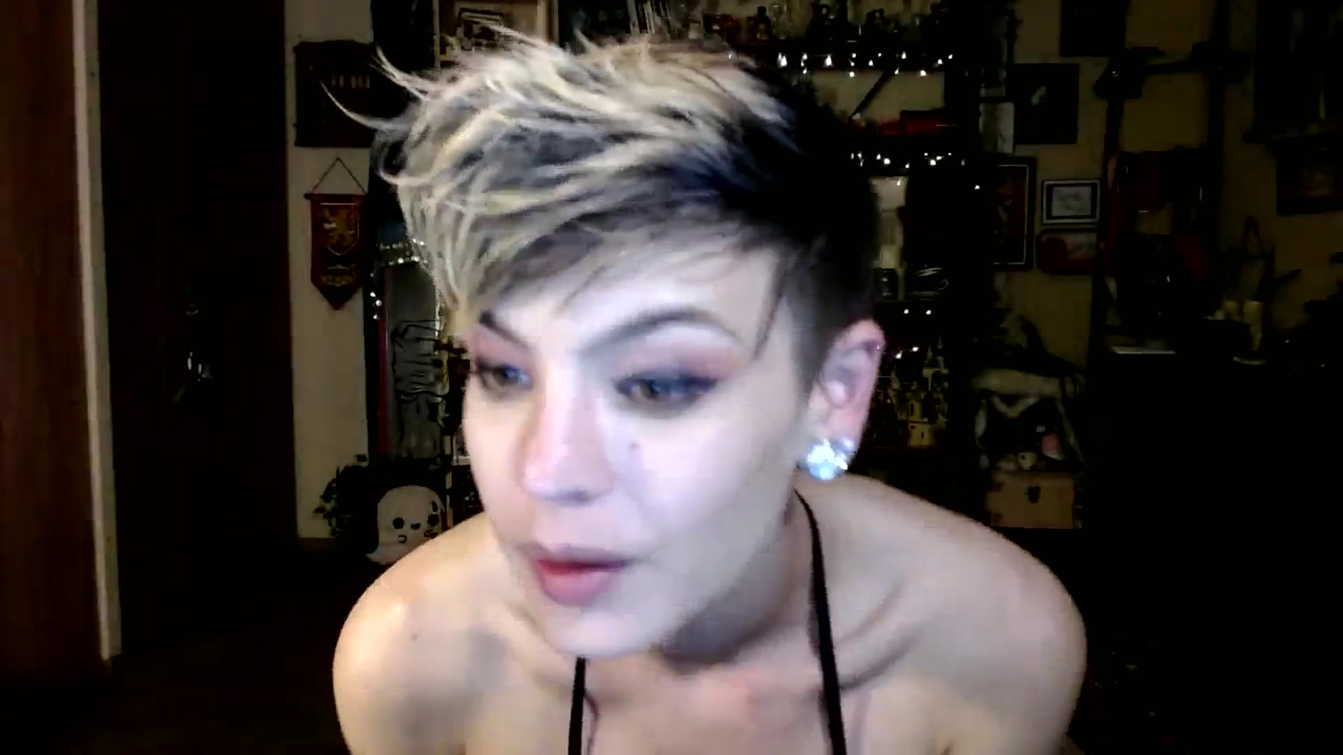 Gallery image thumbnail from Ancored's myfreecams stream on, 10/31/2023, 02:14 image 14 of 20