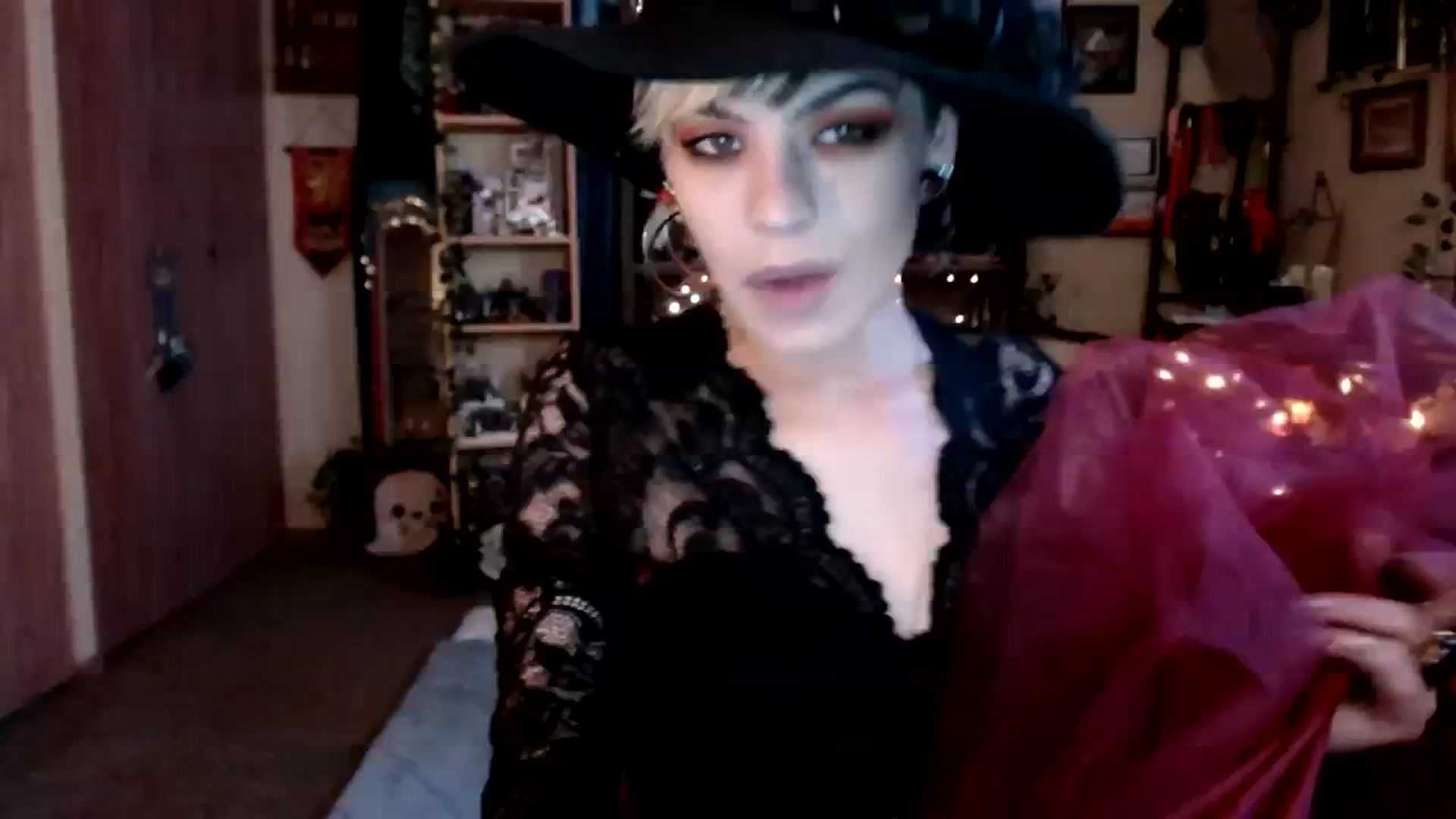 Gallery image thumbnail from Ancored's myfreecams stream on, 10/31/2023, 18:04 image 10 of 20