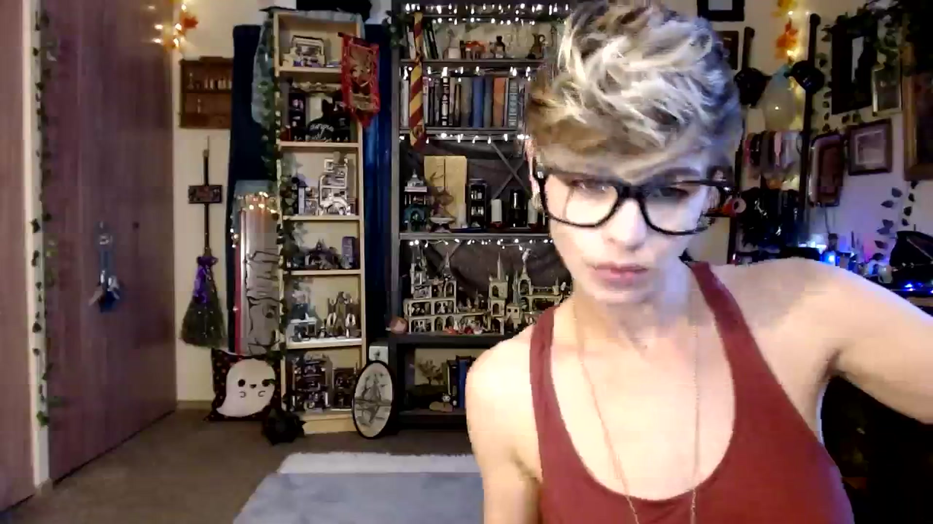 Gallery image thumbnail from Ancored's myfreecams stream on, 11/05/2023, 20:54 image 3 of 20