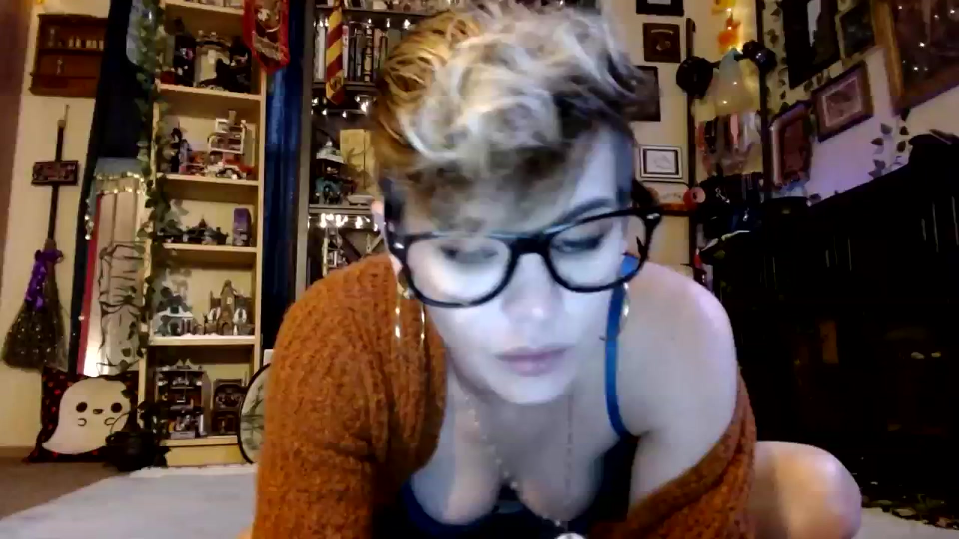 Gallery image thumbnail from Ancored's myfreecams stream on, 11/06/2023, 20:36 image 1 of 20