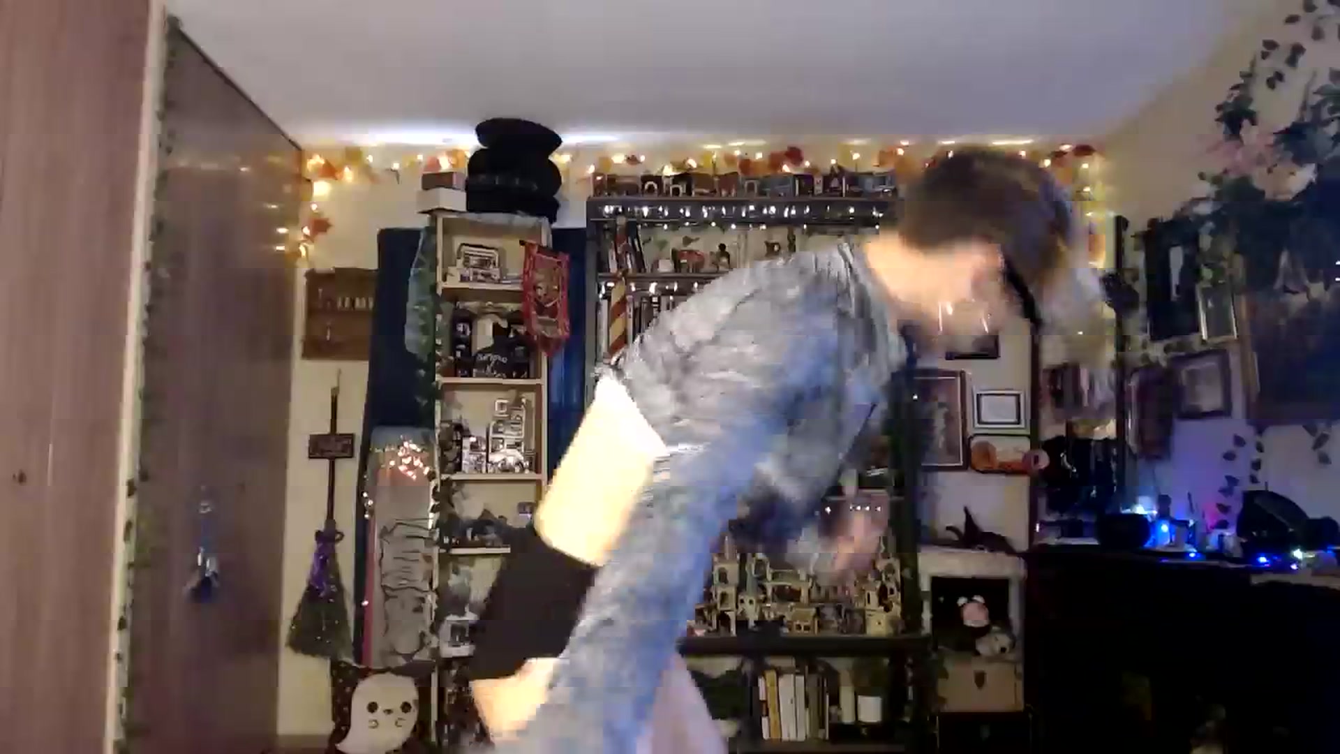 Gallery image thumbnail from Ancored's myfreecams stream on, 11/07/2023, 21:09 image 3 of 20