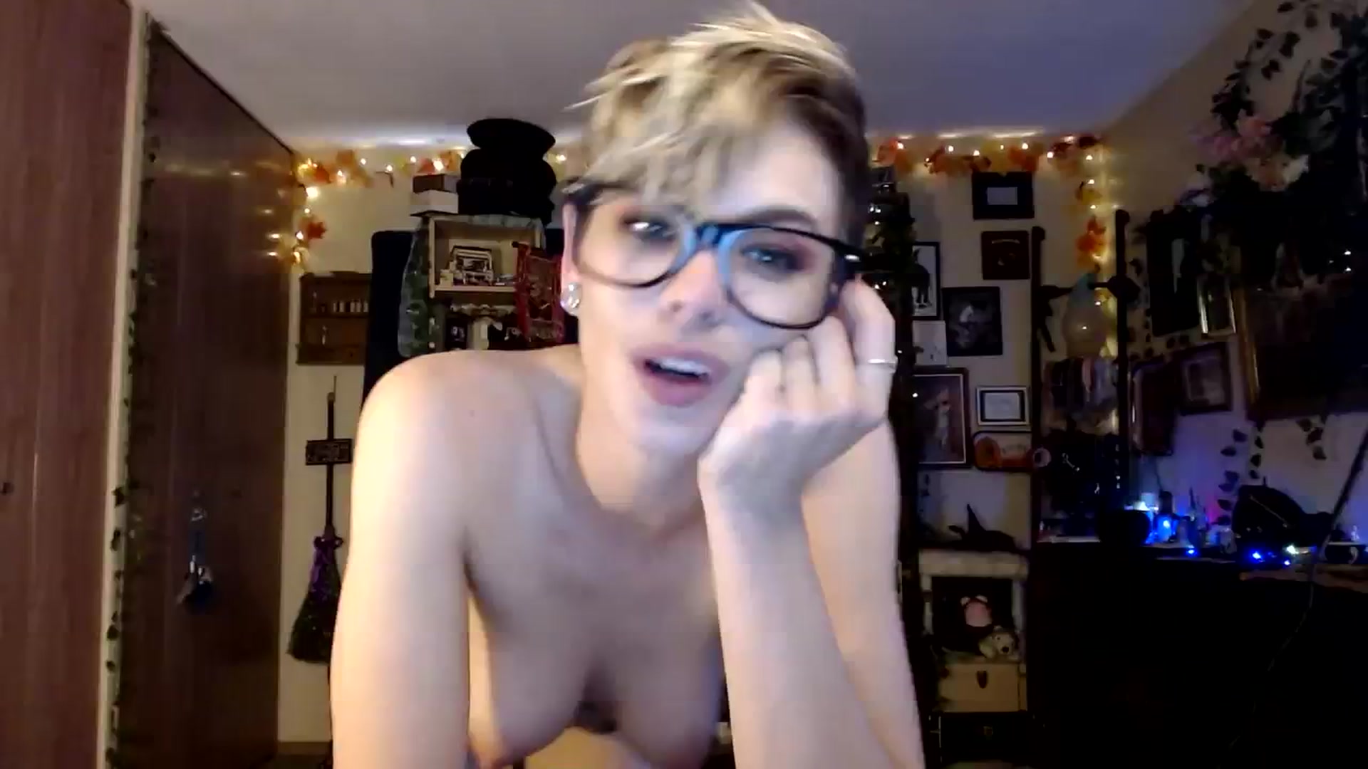 Gallery image thumbnail from Ancored's myfreecams stream on, 11/09/2023, 22:58 image 13 of 20