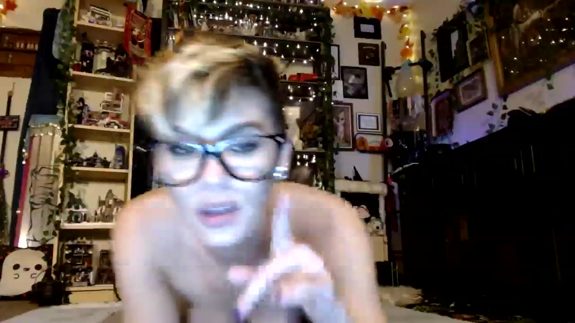 Gallery image thumbnail from Ancored's myfreecams stream on, 11/11/2023, 24:52 image 10 of 20