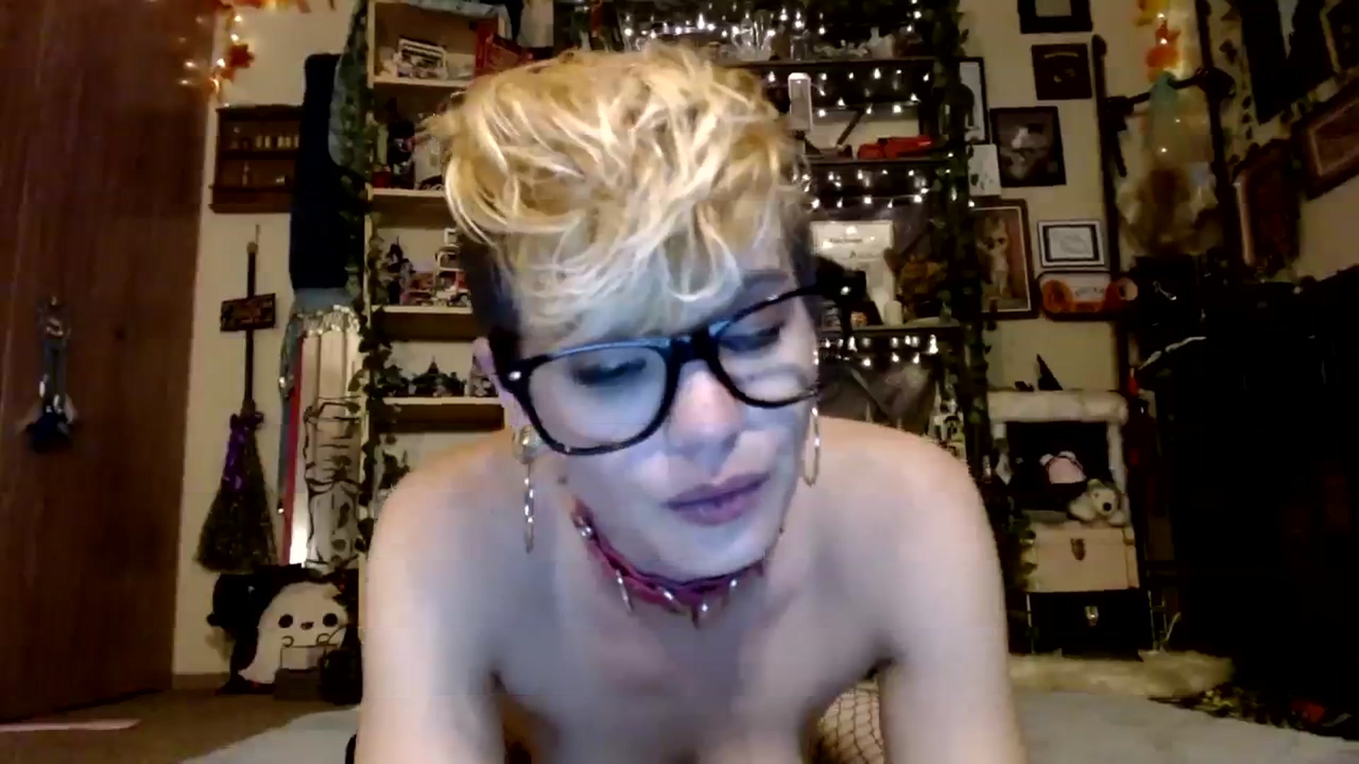 Gallery image thumbnail from Ancored's myfreecams stream on, 11/21/2023, 01:41 image 7 of 20