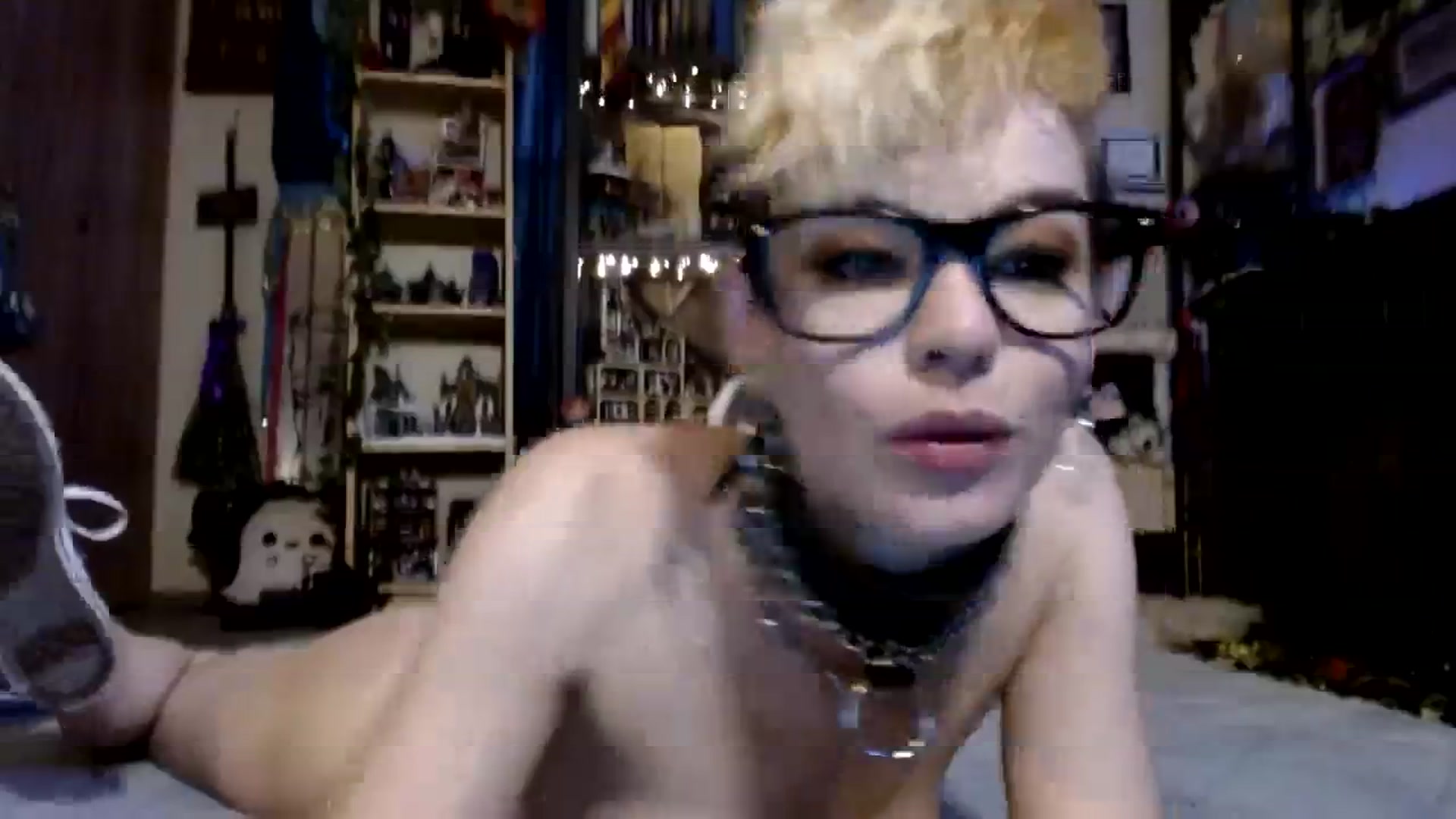 Gallery image thumbnail from Ancored's myfreecams stream on, 11/22/2023, 21:21 image 18 of 20