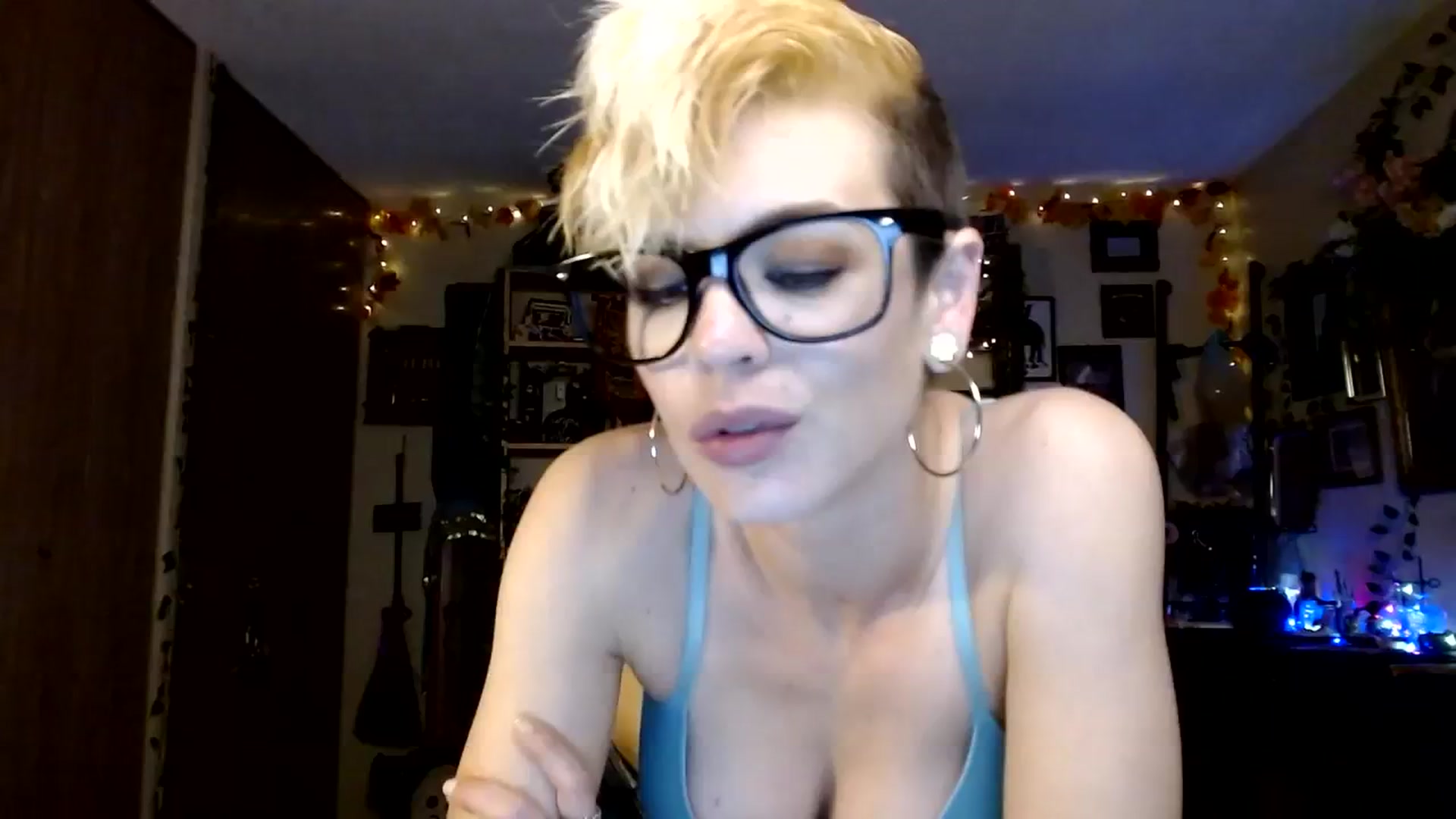 Gallery image thumbnail from Ancored's myfreecams stream on, 11/23/2023, 01:18 image 7 of 20
