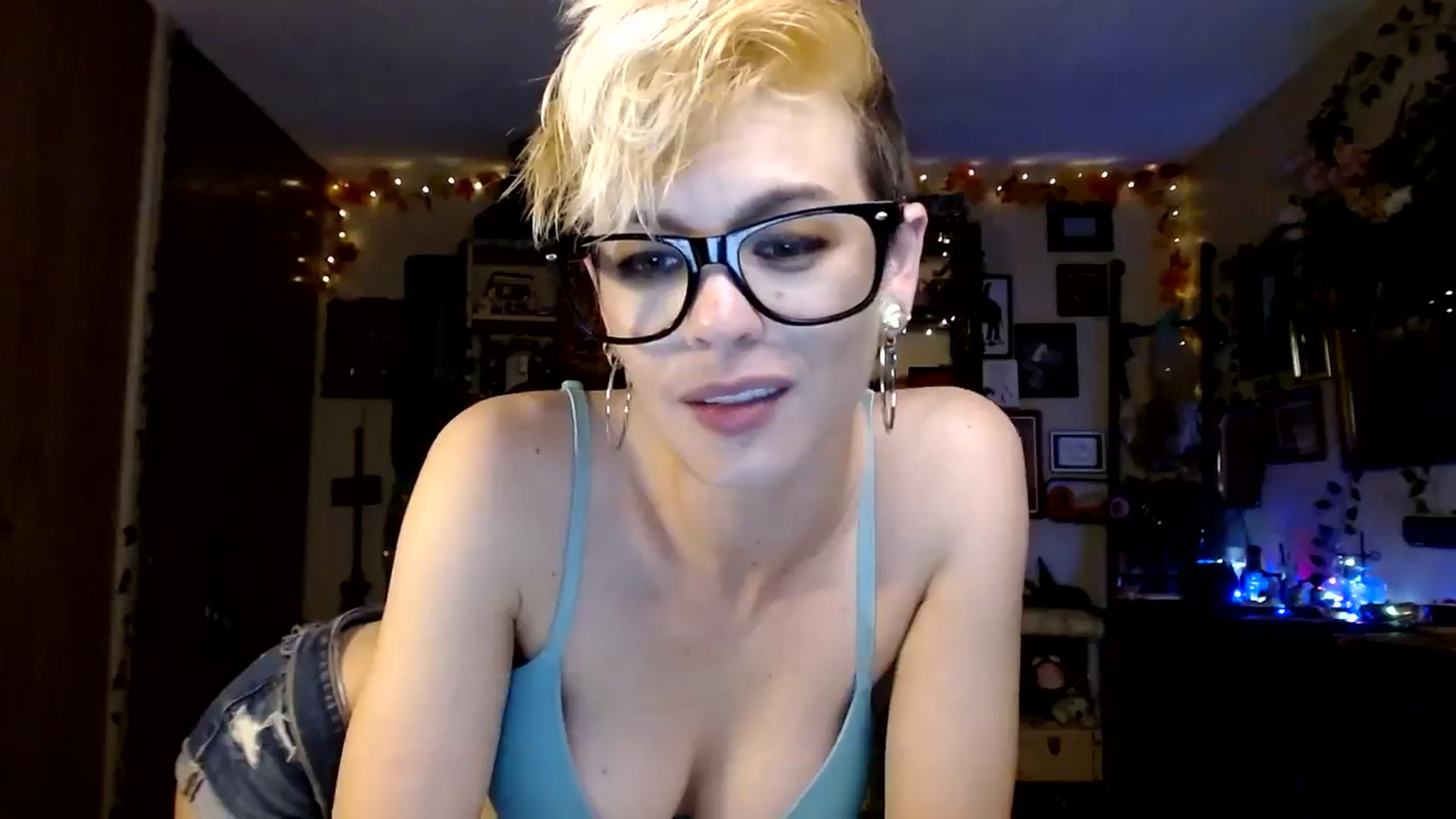 Gallery image thumbnail from Ancored's myfreecams stream on, 11/23/2023, 01:18 image 15 of 20
