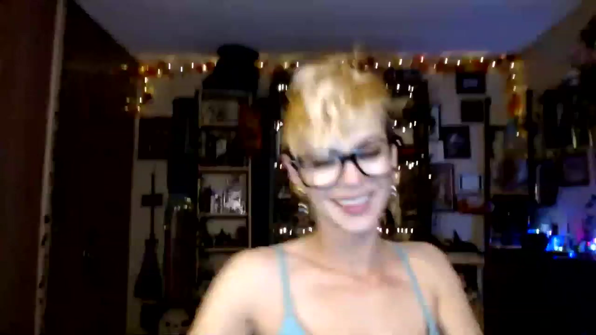 Gallery image thumbnail from Ancored's myfreecams stream on, 11/23/2023, 01:18 image 16 of 20
