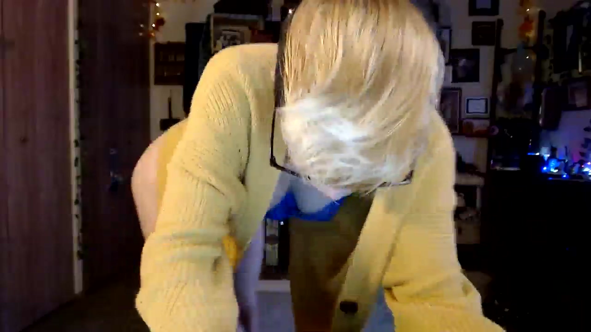 Gallery image thumbnail from Ancored's myfreecams stream on, 11/23/2023, 21:14 image 4 of 20