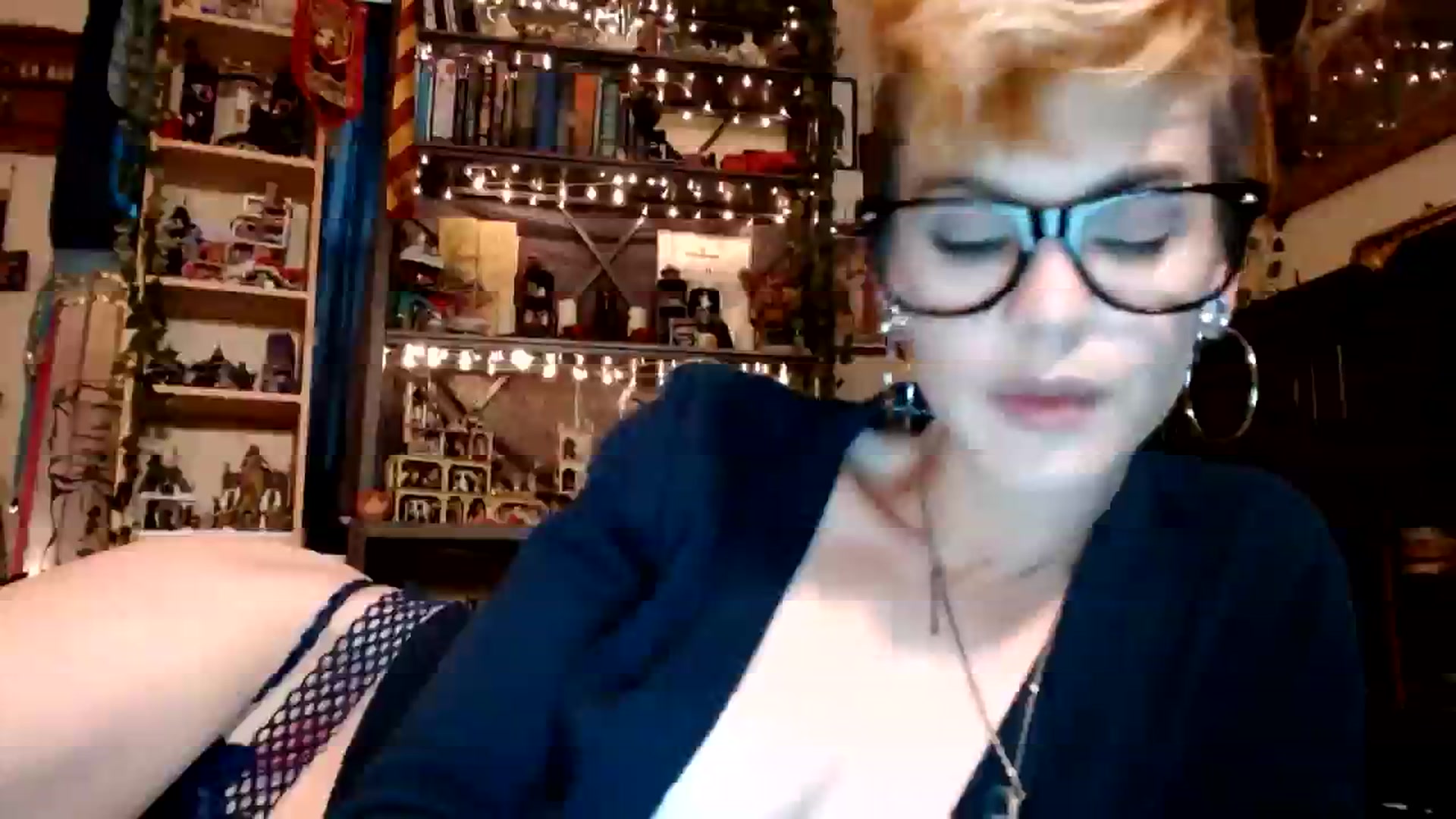 Gallery image thumbnail from Ancored's myfreecams stream on, 12/04/2023, 22:00 image 7 of 20