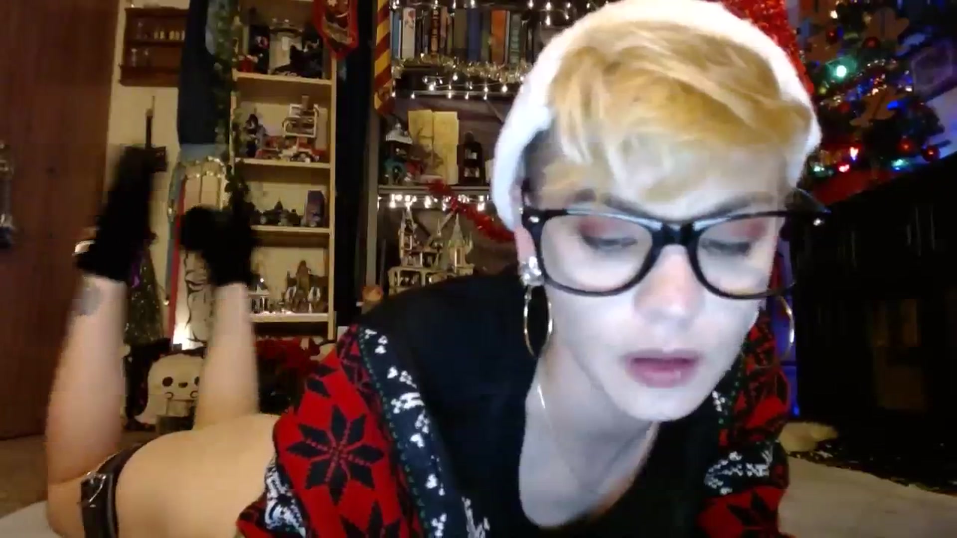 Gallery image thumbnail from Ancored's myfreecams stream on, 12/24/2023, 23:41 image 18 of 20