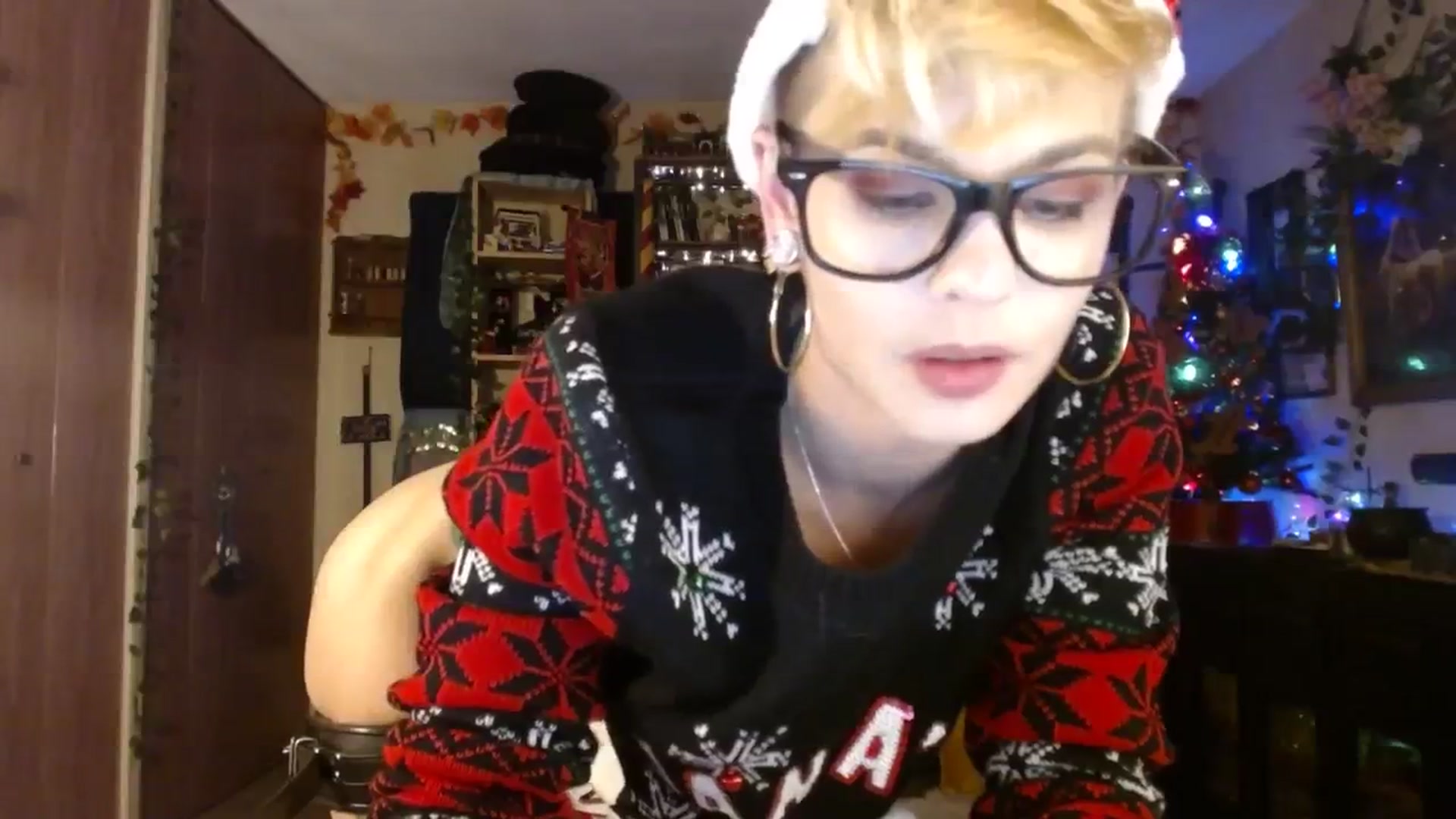 Gallery image thumbnail from Ancored's myfreecams stream on, 12/24/2023, 23:41 image 12 of 20