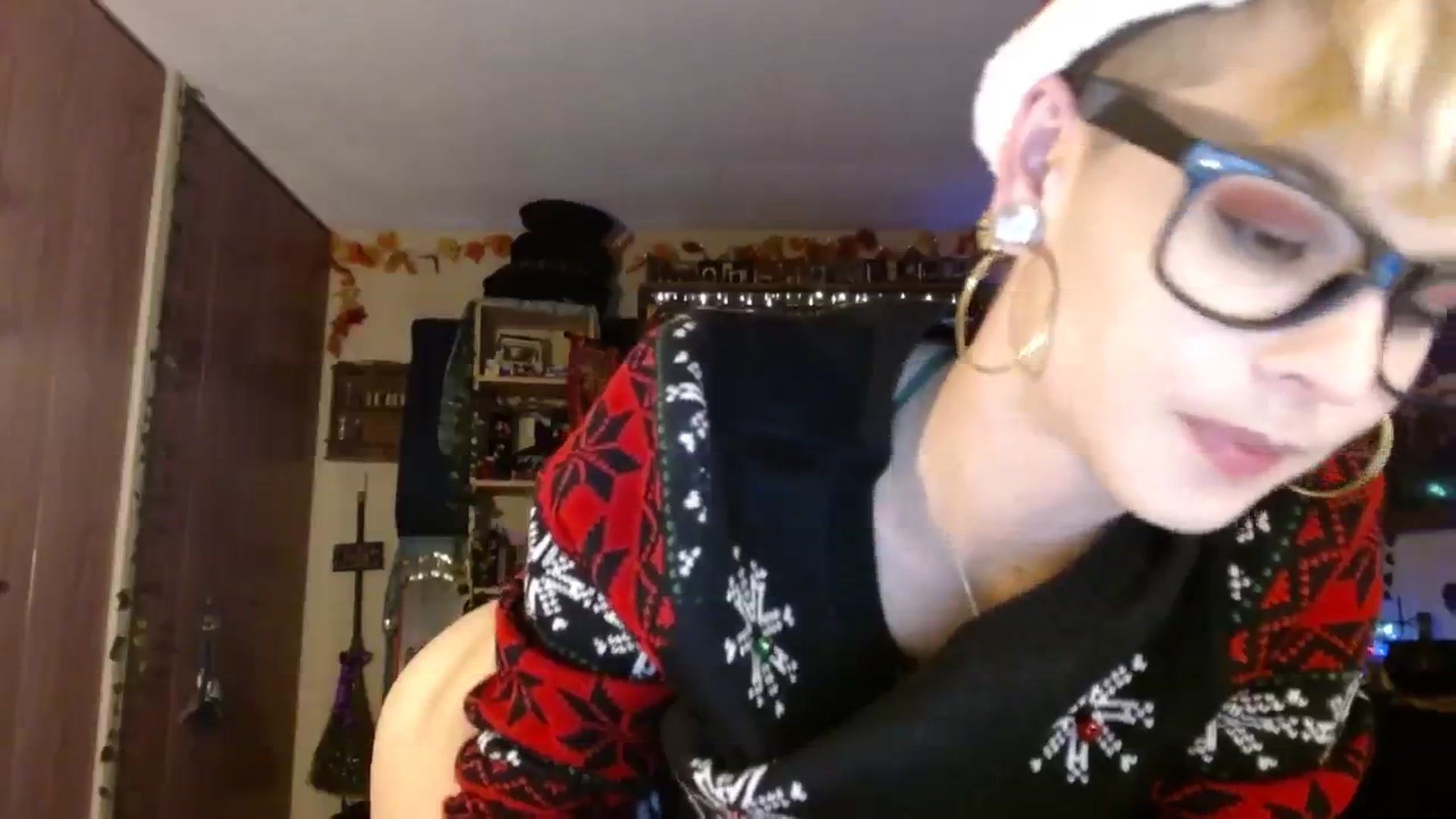 Gallery image thumbnail from Ancored's myfreecams stream on, 12/24/2023, 23:41 image 5 of 20