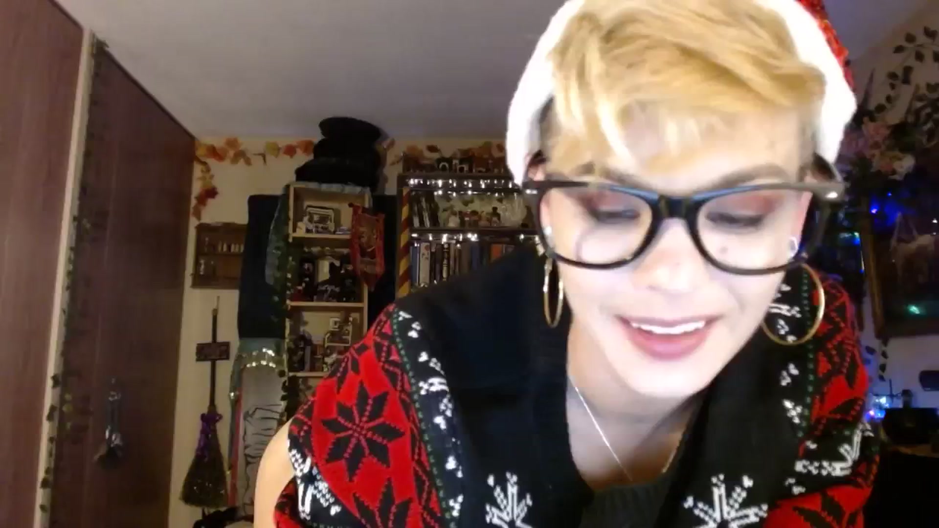 Gallery image thumbnail from Ancored's myfreecams stream on, 12/24/2023, 23:41 image 3 of 20